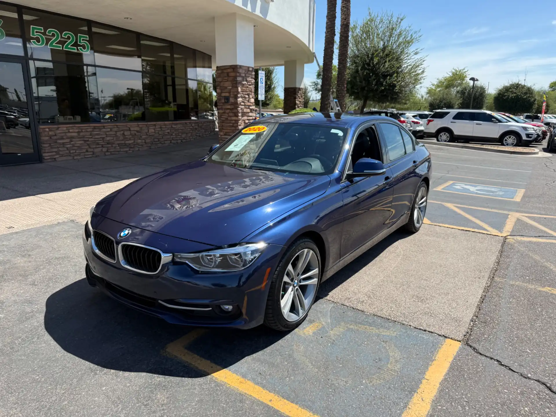 2016 BMW 3 Series 328i Sedan's photo