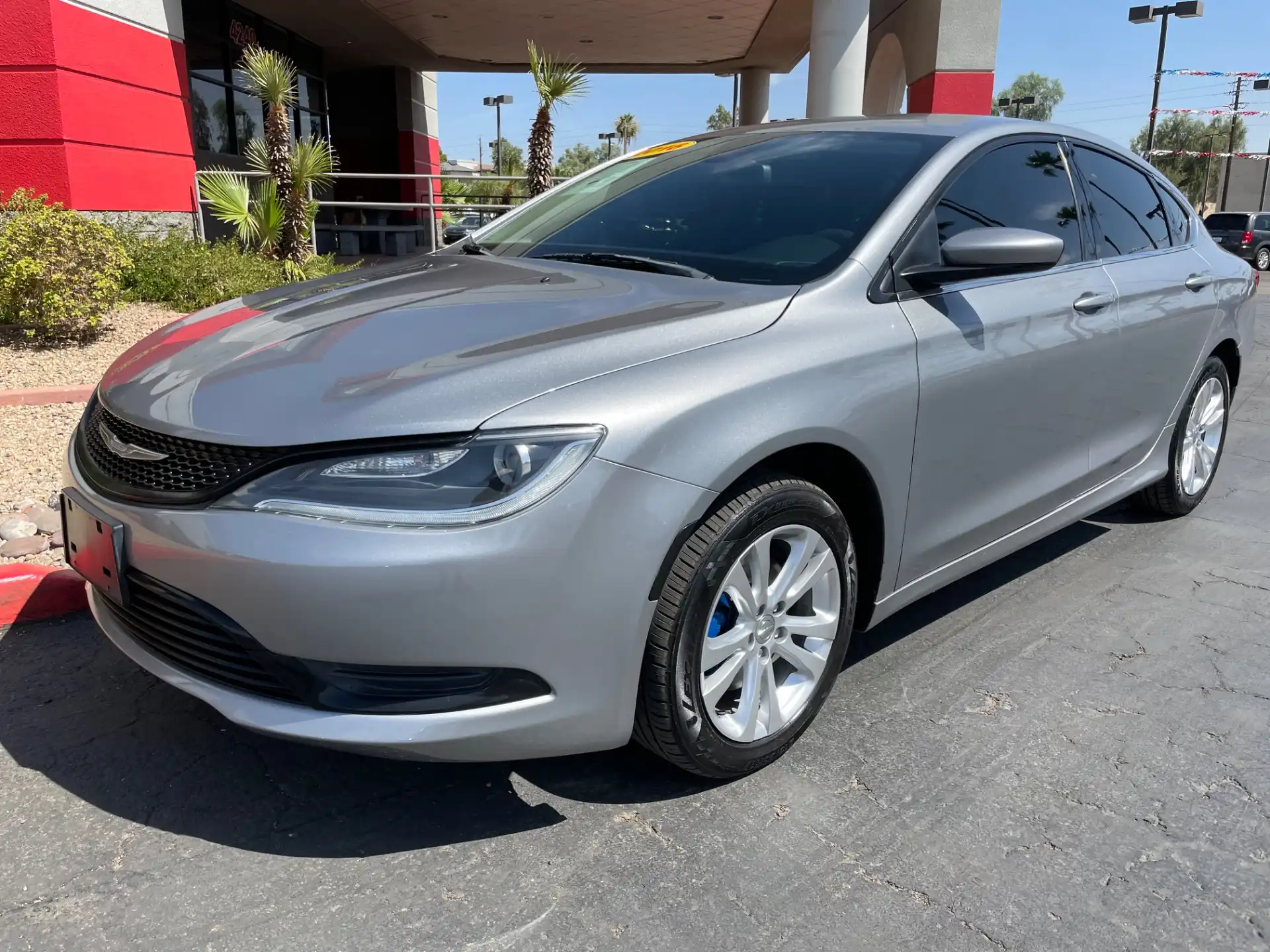2016 Chrysler 200 Limited's photo