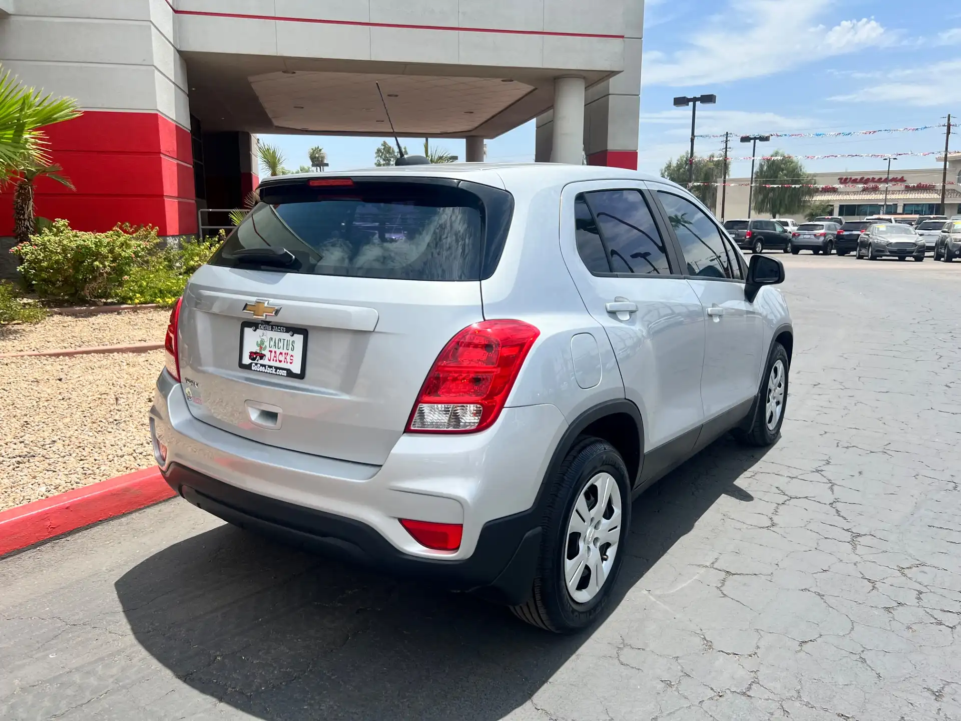 2017 Chevrolet Trax LS's photo