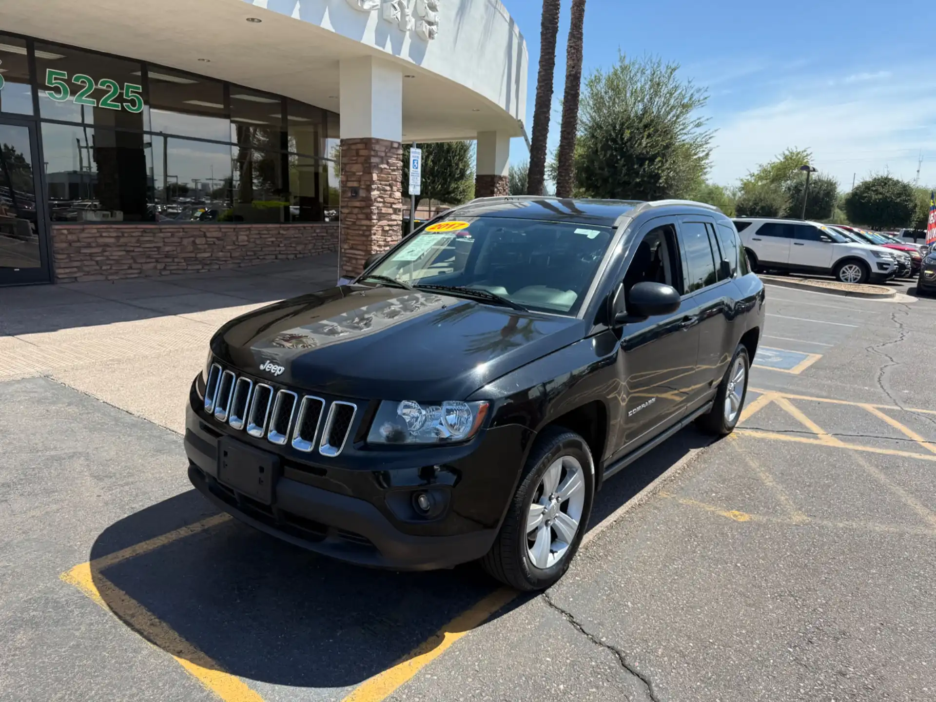 2017 Jeep Compass Sport's photo