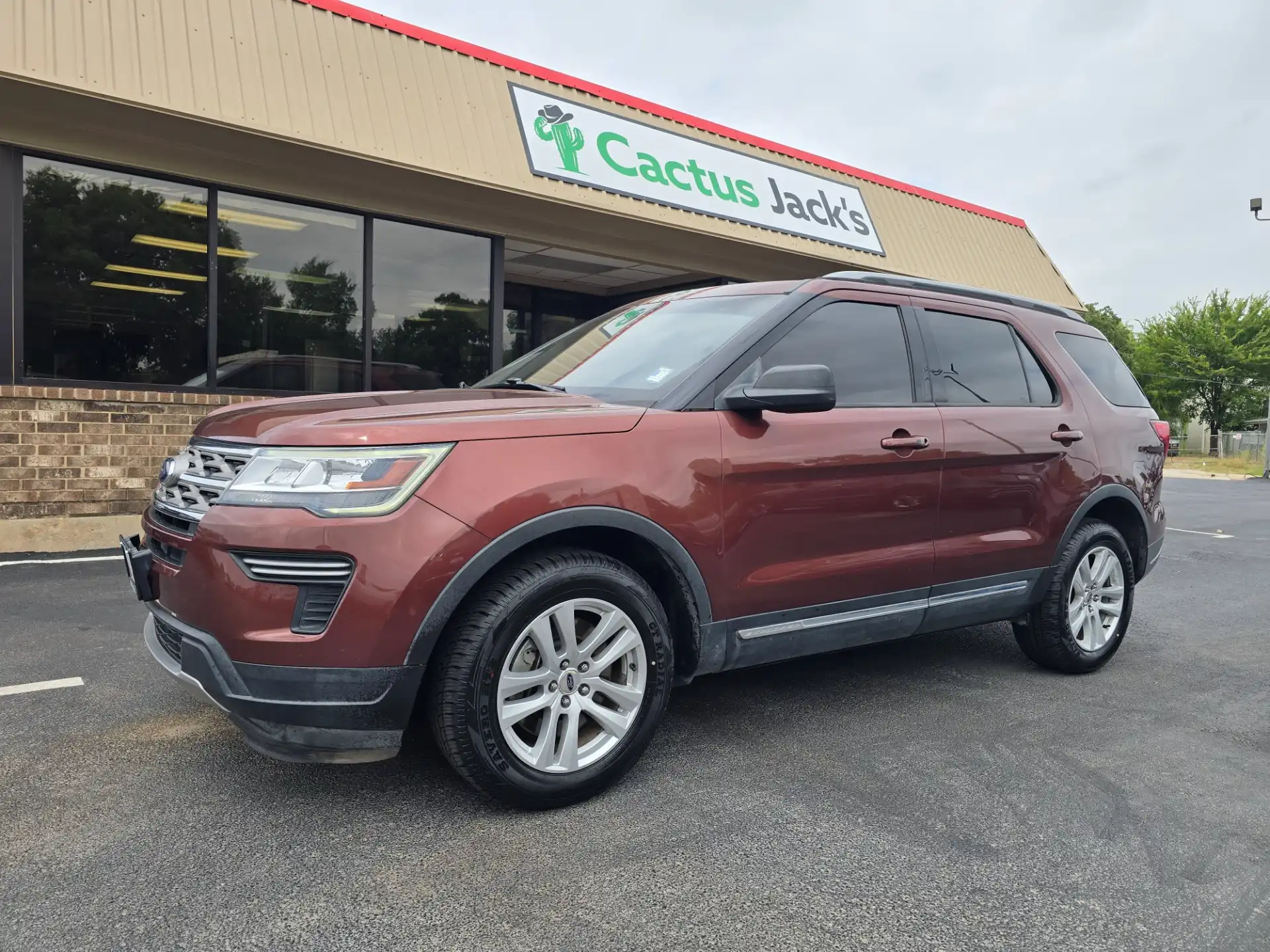 2018 Ford Explorer XLT 4WD's photo