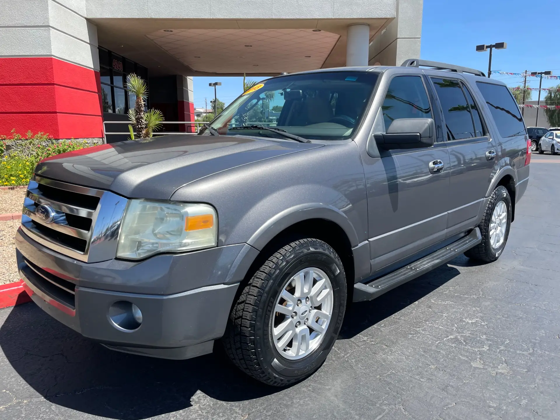 2013 Ford Expedition XLT photo 1