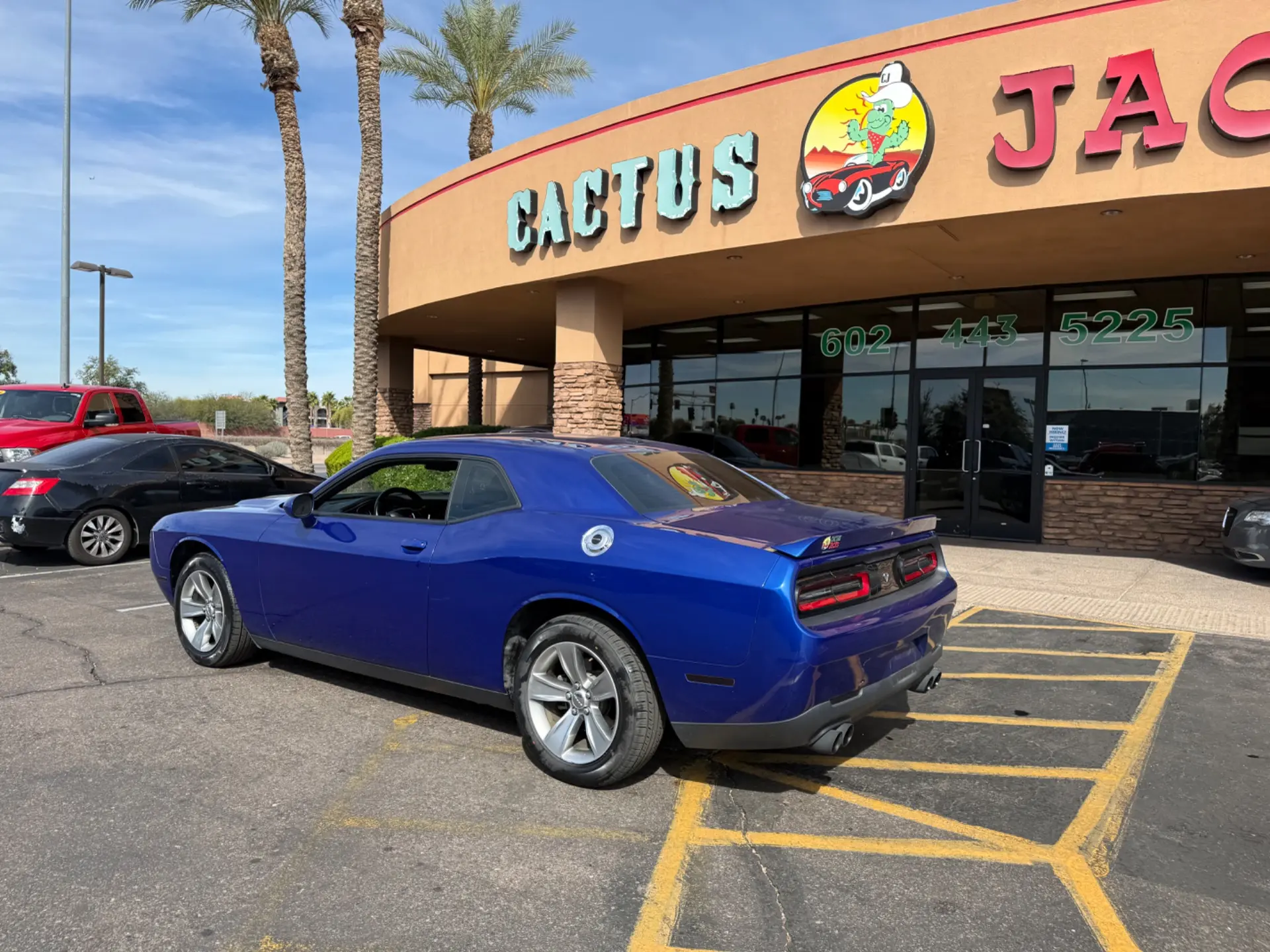 2020 Dodge Challenger SXT Auto photo 4