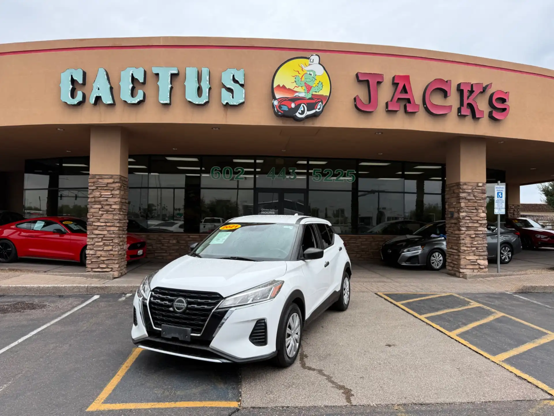 2021 Nissan Kicks 1.6 S's photo