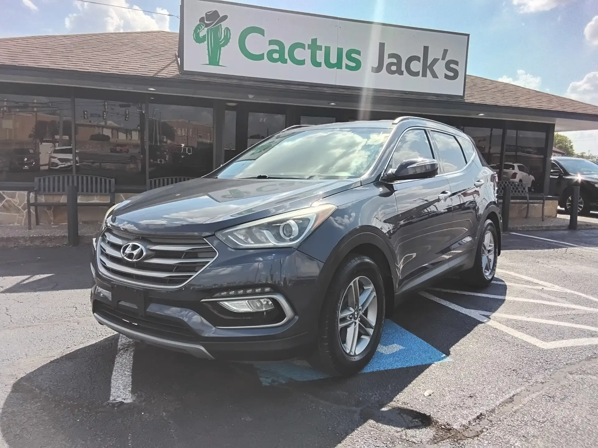 2017 Hyundai Santa Fe Sport's photo