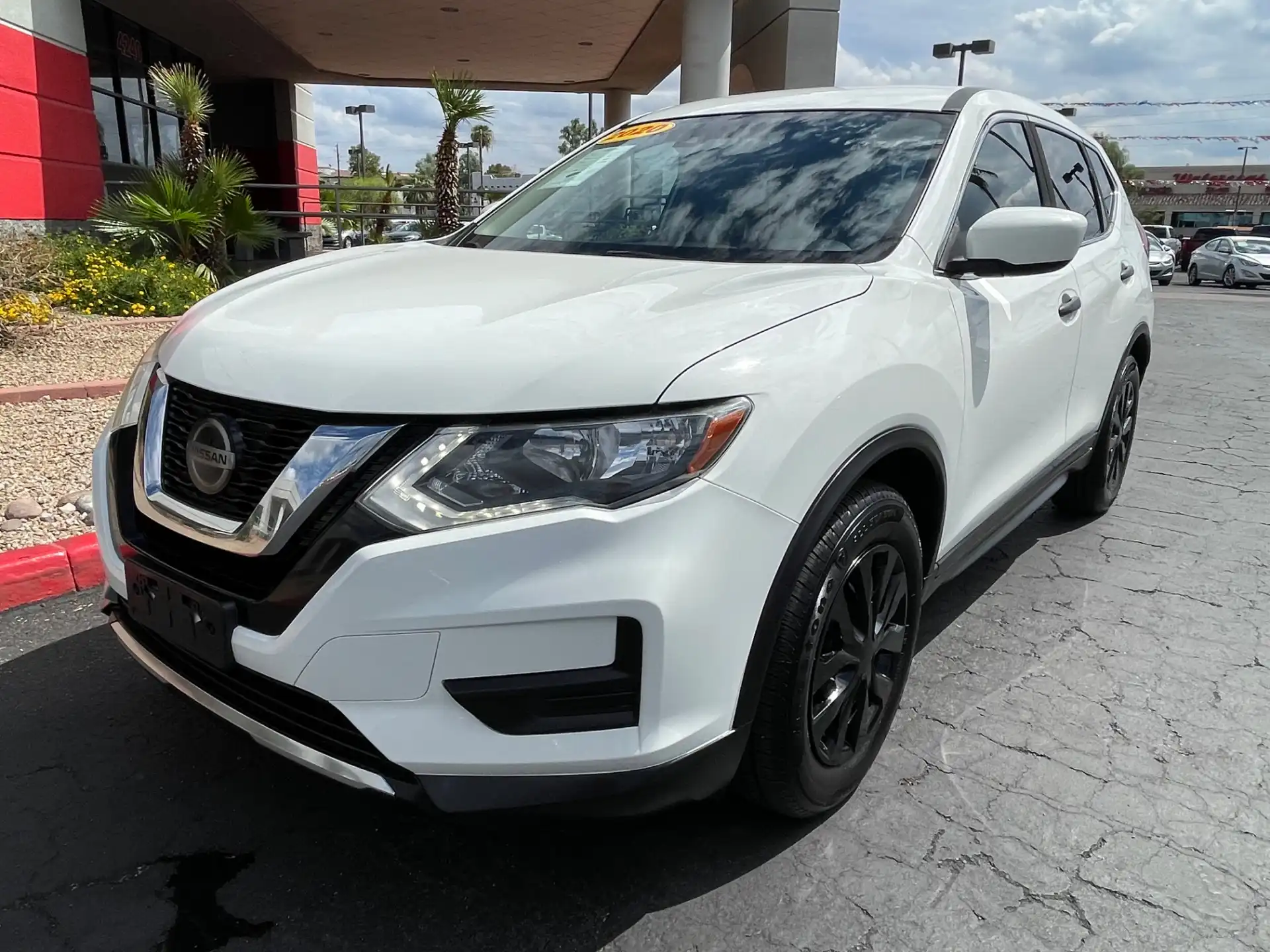 2020 Nissan Rogue S FWD's photo