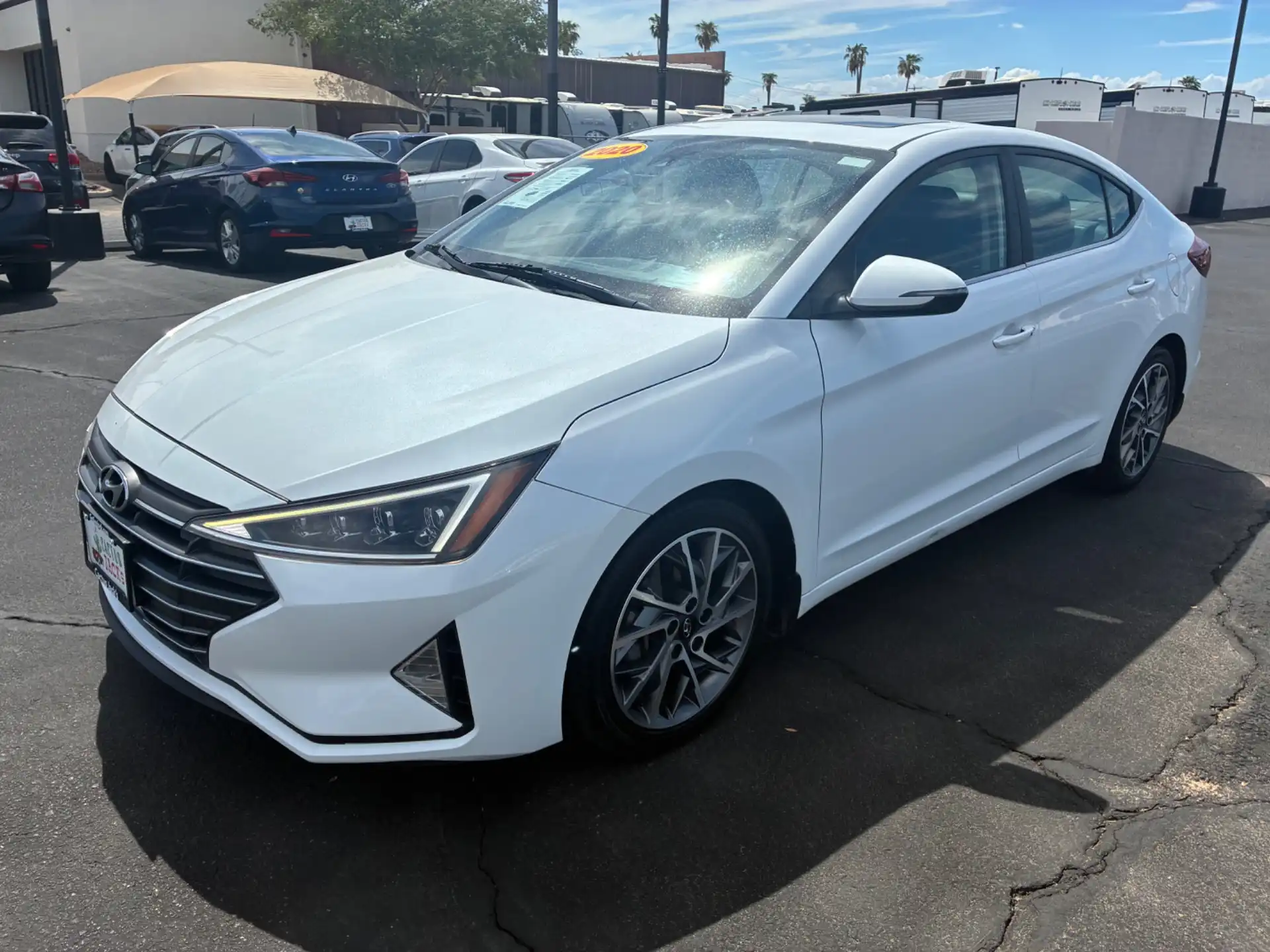2020 Hyundai Elantra 2.0 Limited A T's photo