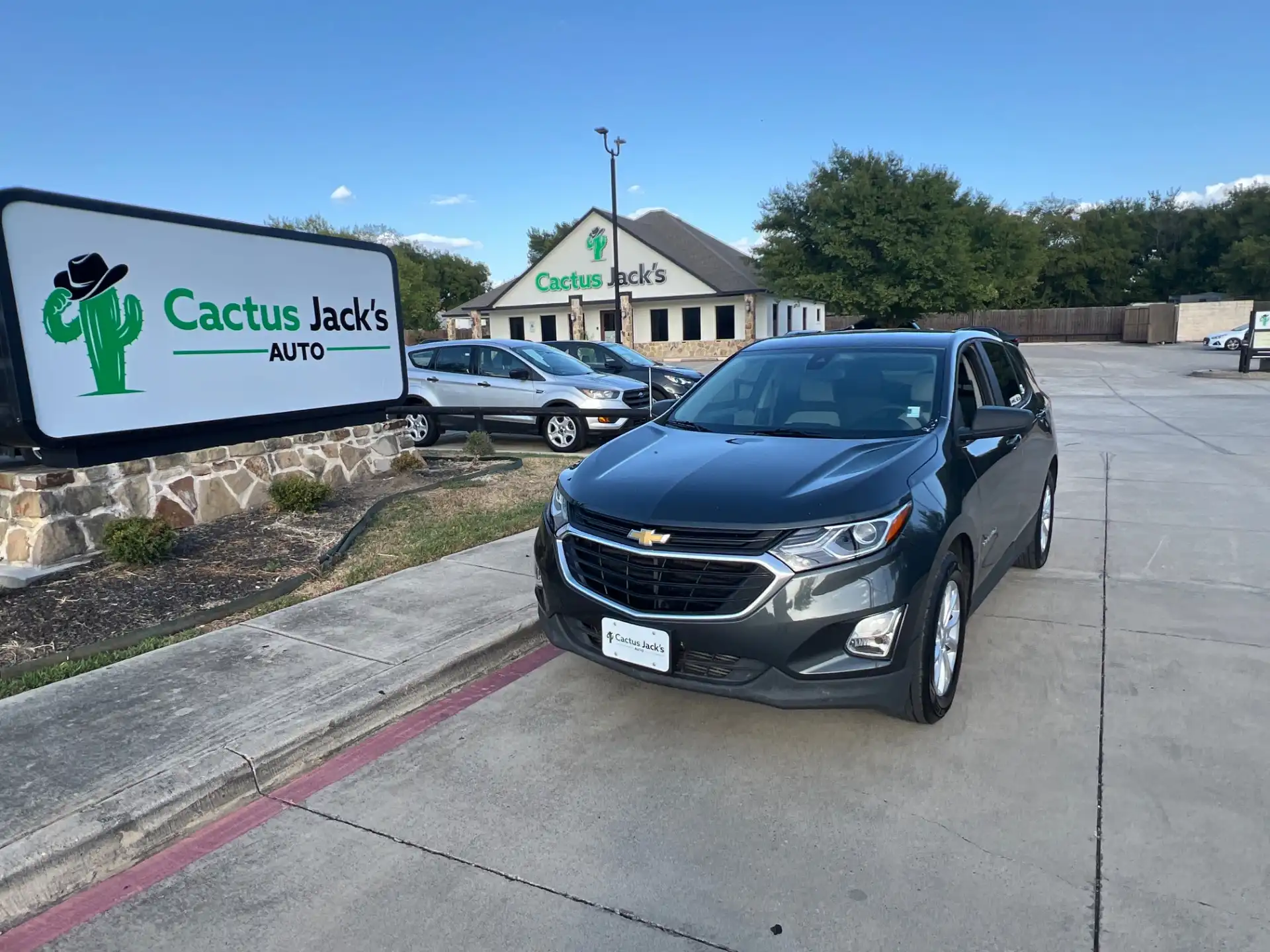 2020 Chevrolet Equinox LS's photo
