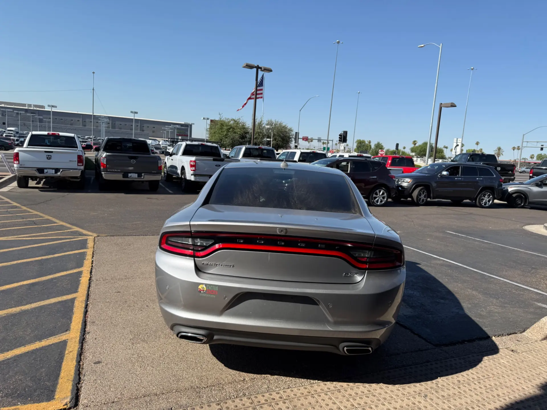 2016 Dodge Charger SXT photo 5