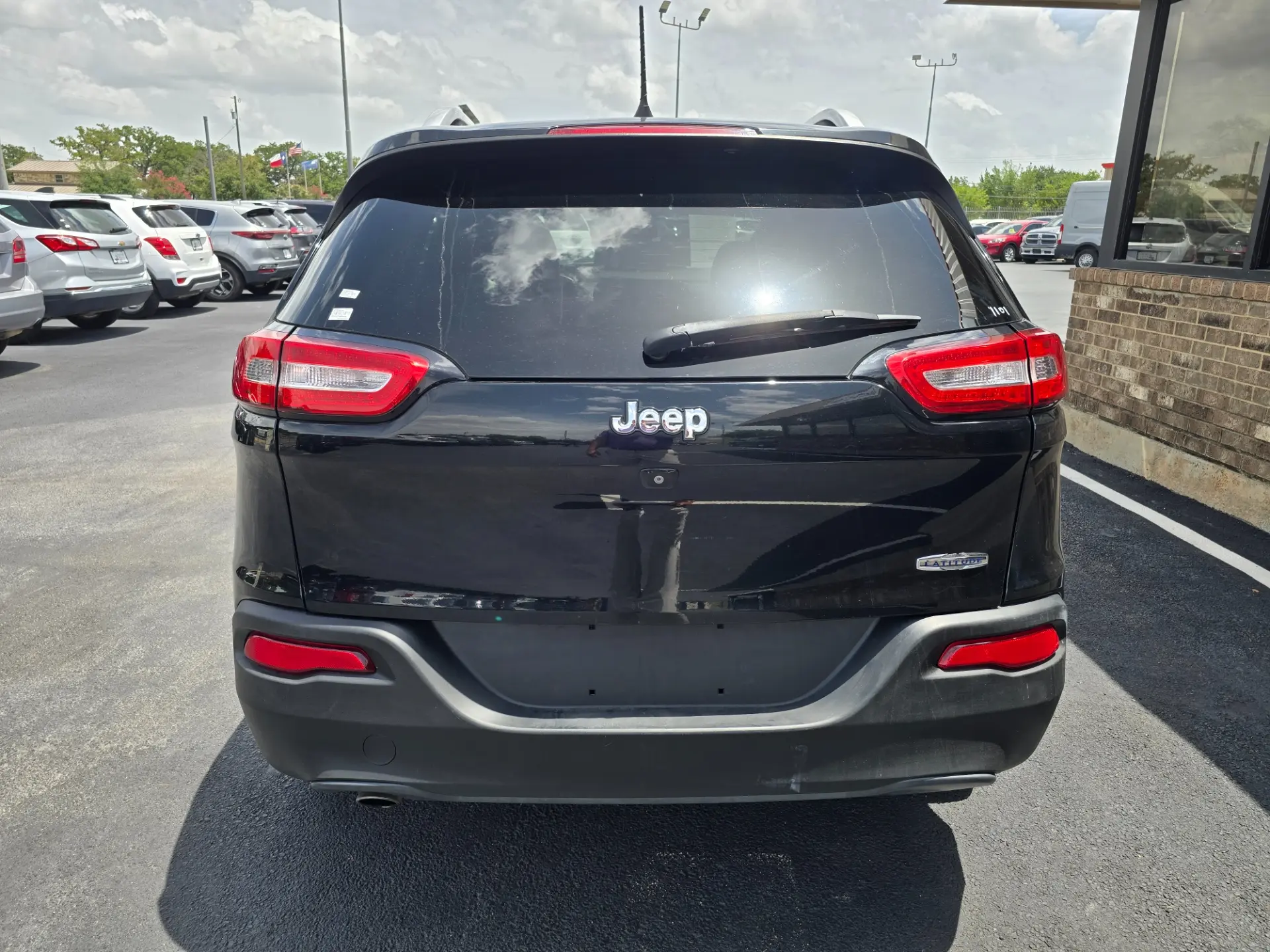 2018 Jeep Cherokee Latitude Plus photo 4