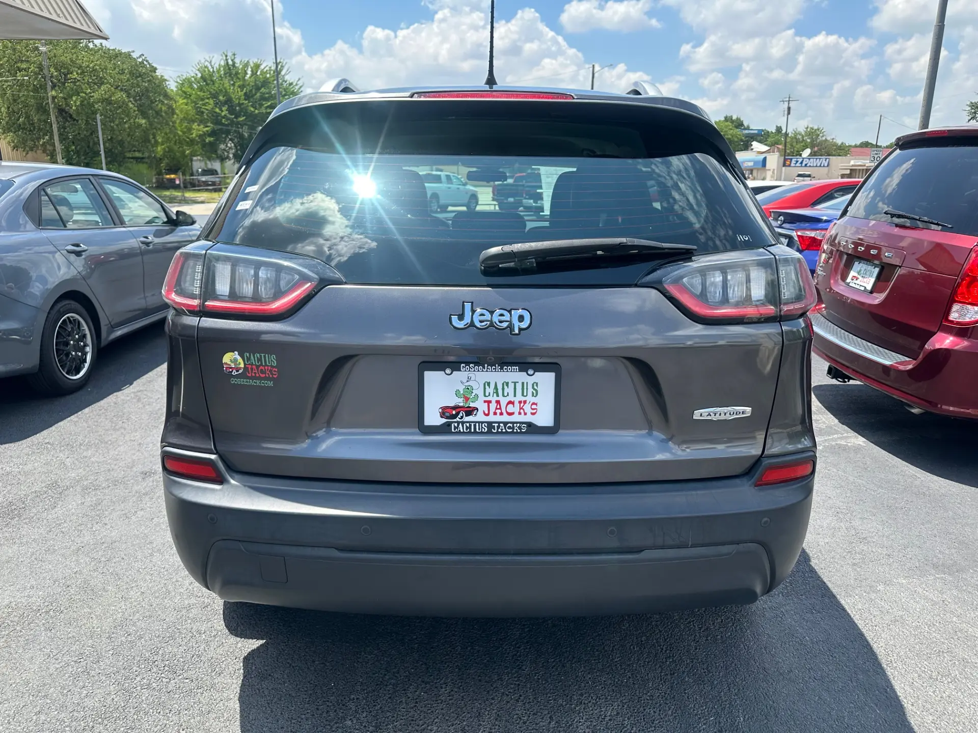 2019 Jeep Cherokee Latitude Plus photo 5