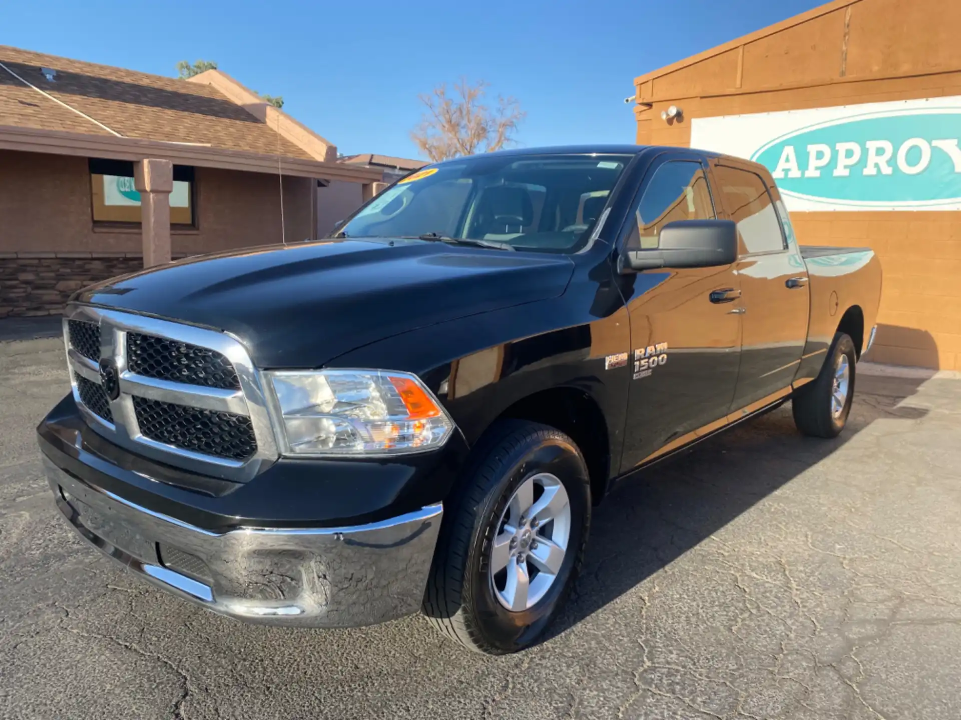 2021 RAM 1500 Classic SLT 4x4 Crew Cab 6'4's photo