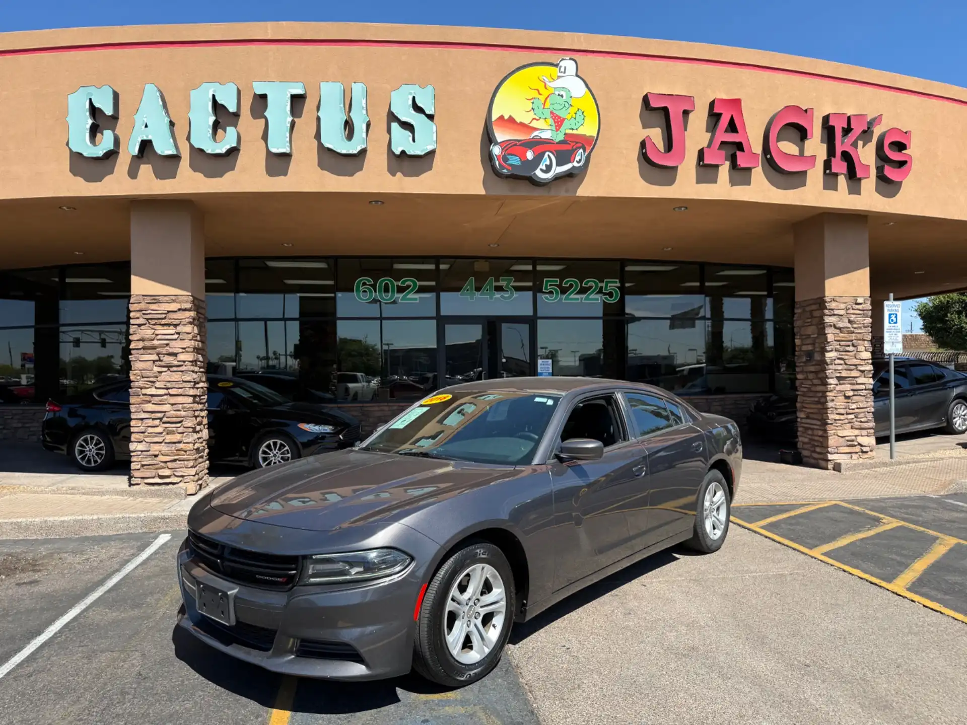 2018 Dodge Charger SXT's photo