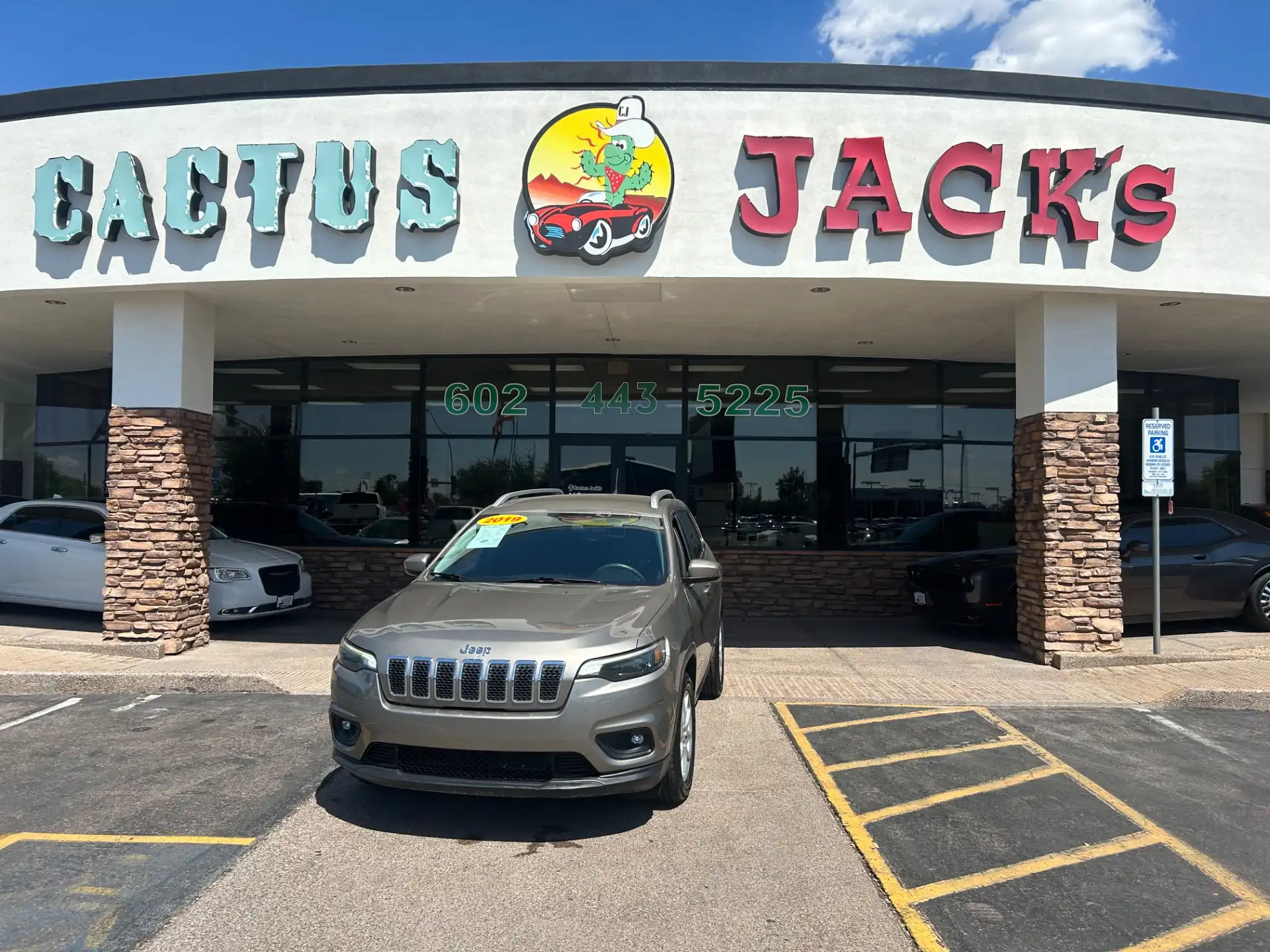 2019 Jeep Cherokee Latitude's photo