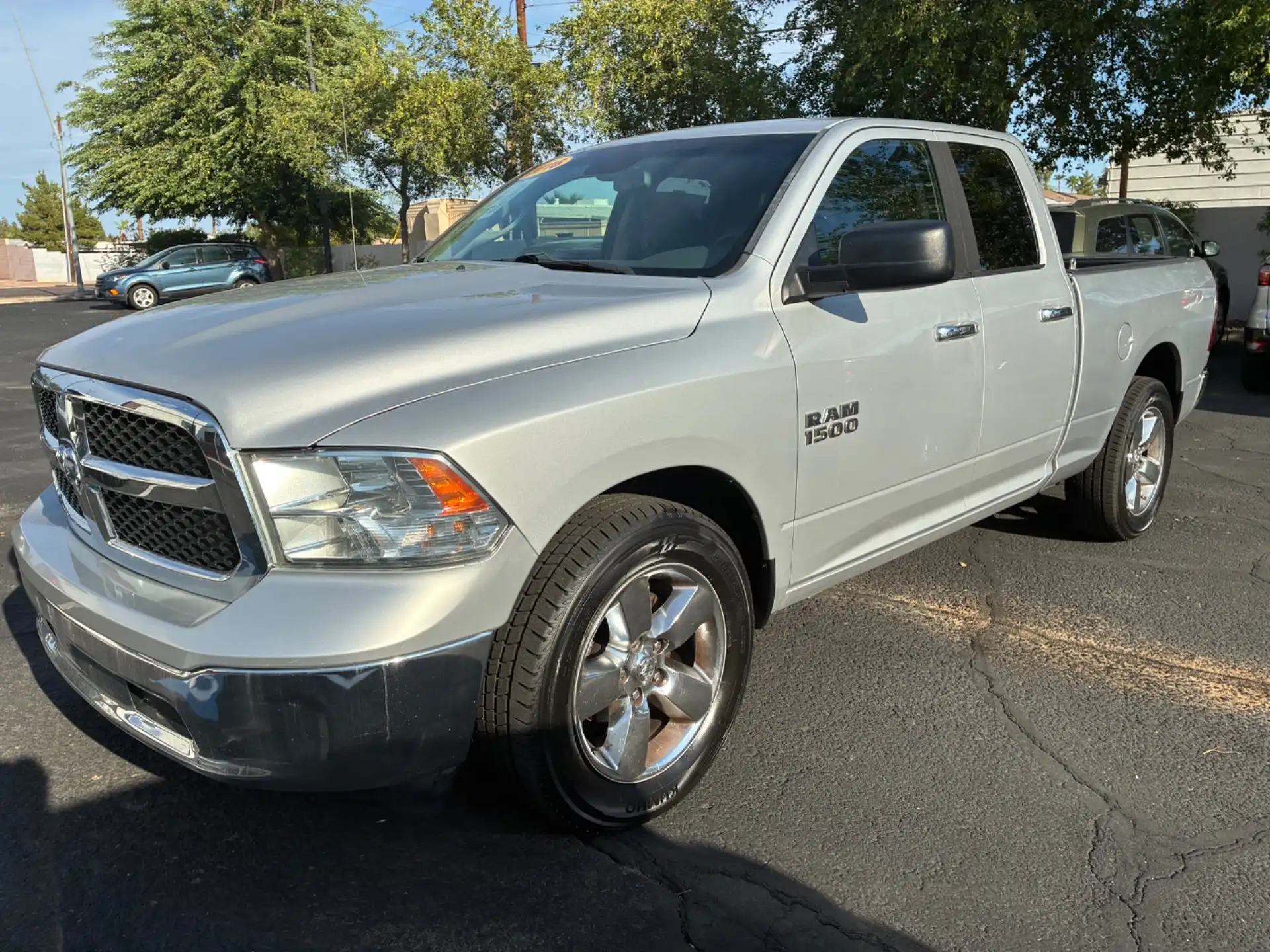 2016 RAM 1500 SLT Quad Cab 6'4's photo