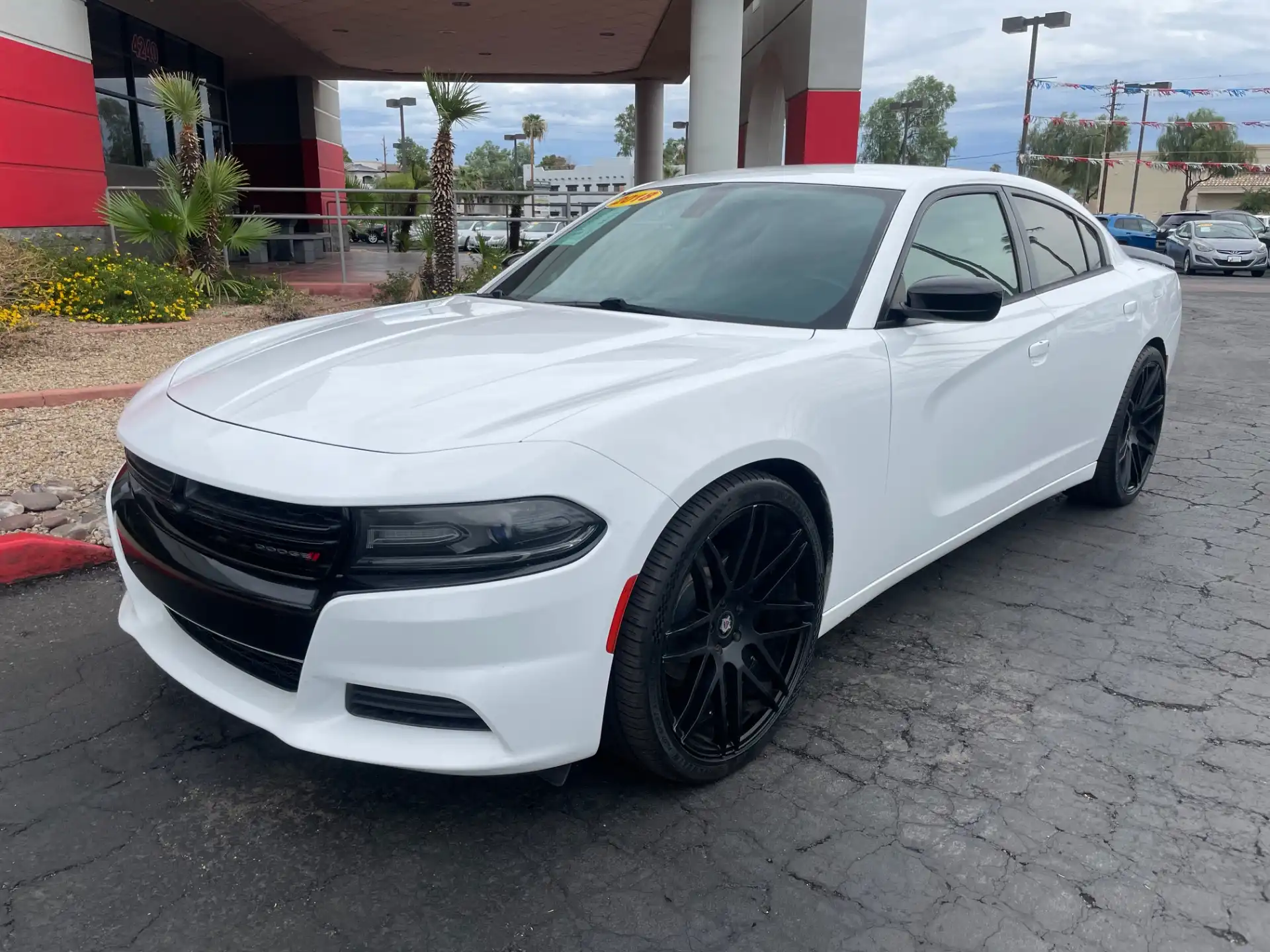 2018 Dodge Charger SXT's photo