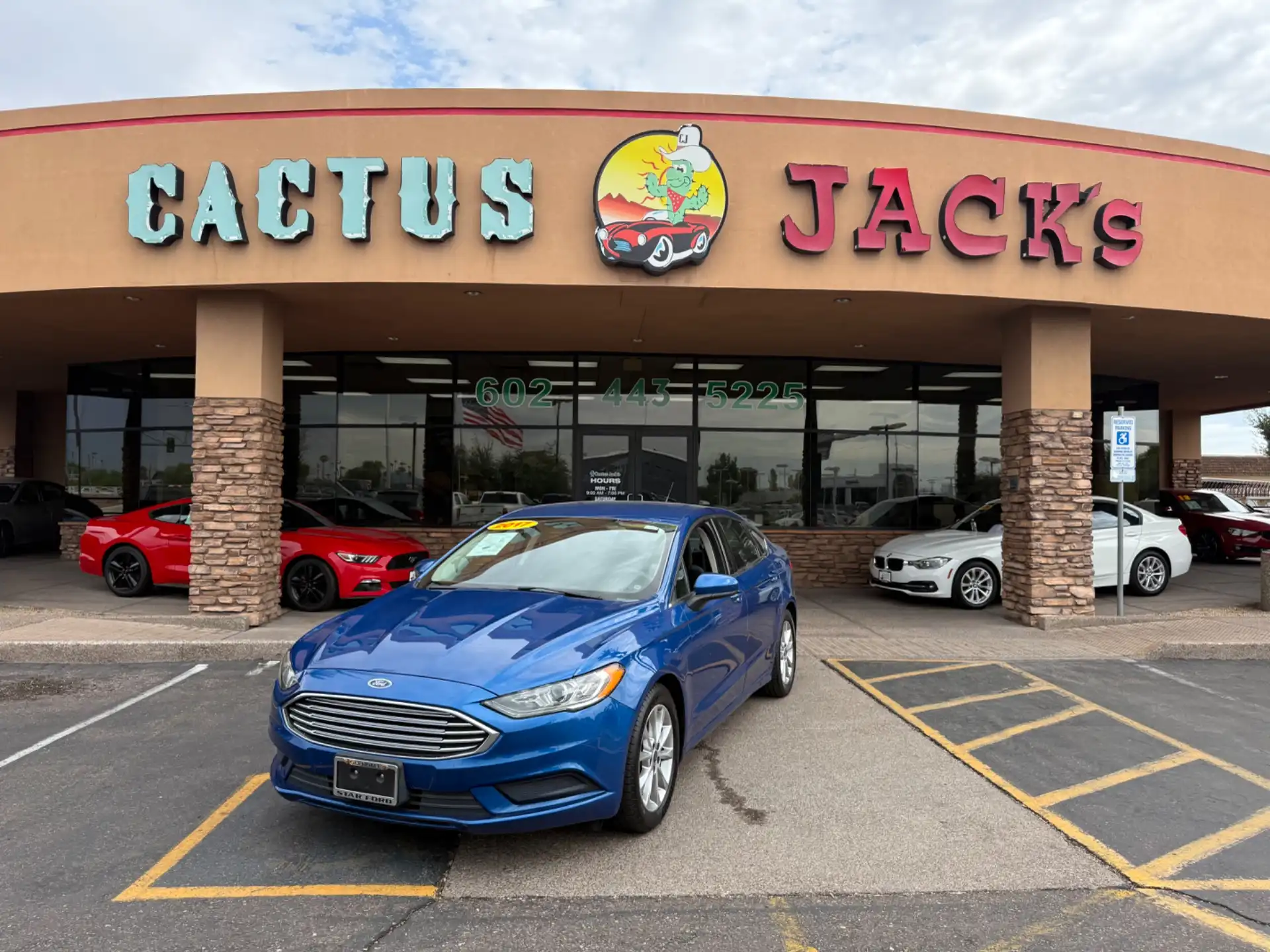 2017 Ford Fusion SE FWD's photo