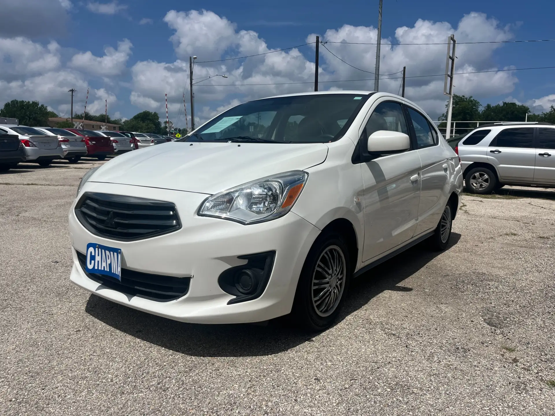 2019 Mitsubishi Mirage ES CVT photo 1