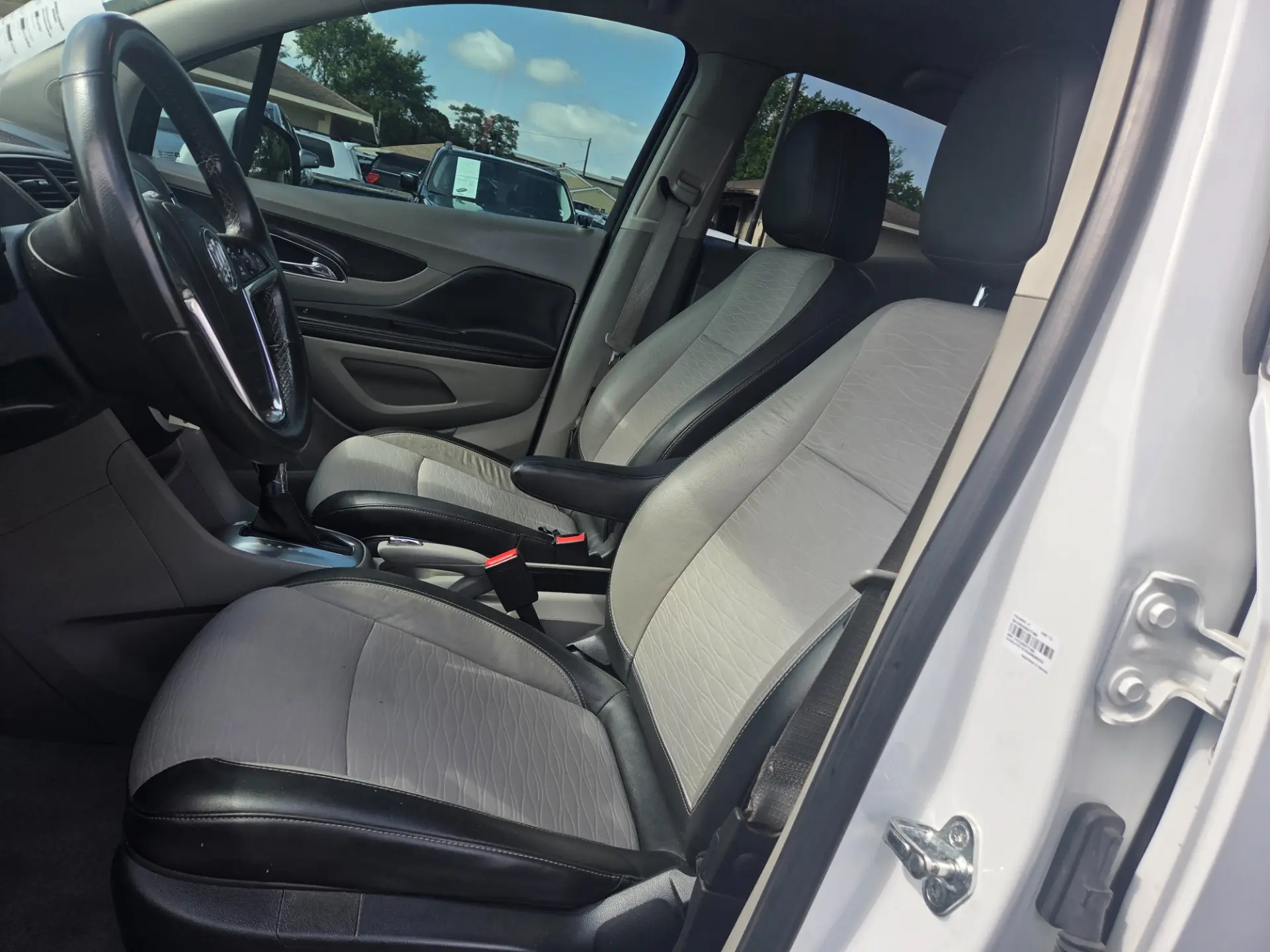 2016 Buick Encore Base photo 5