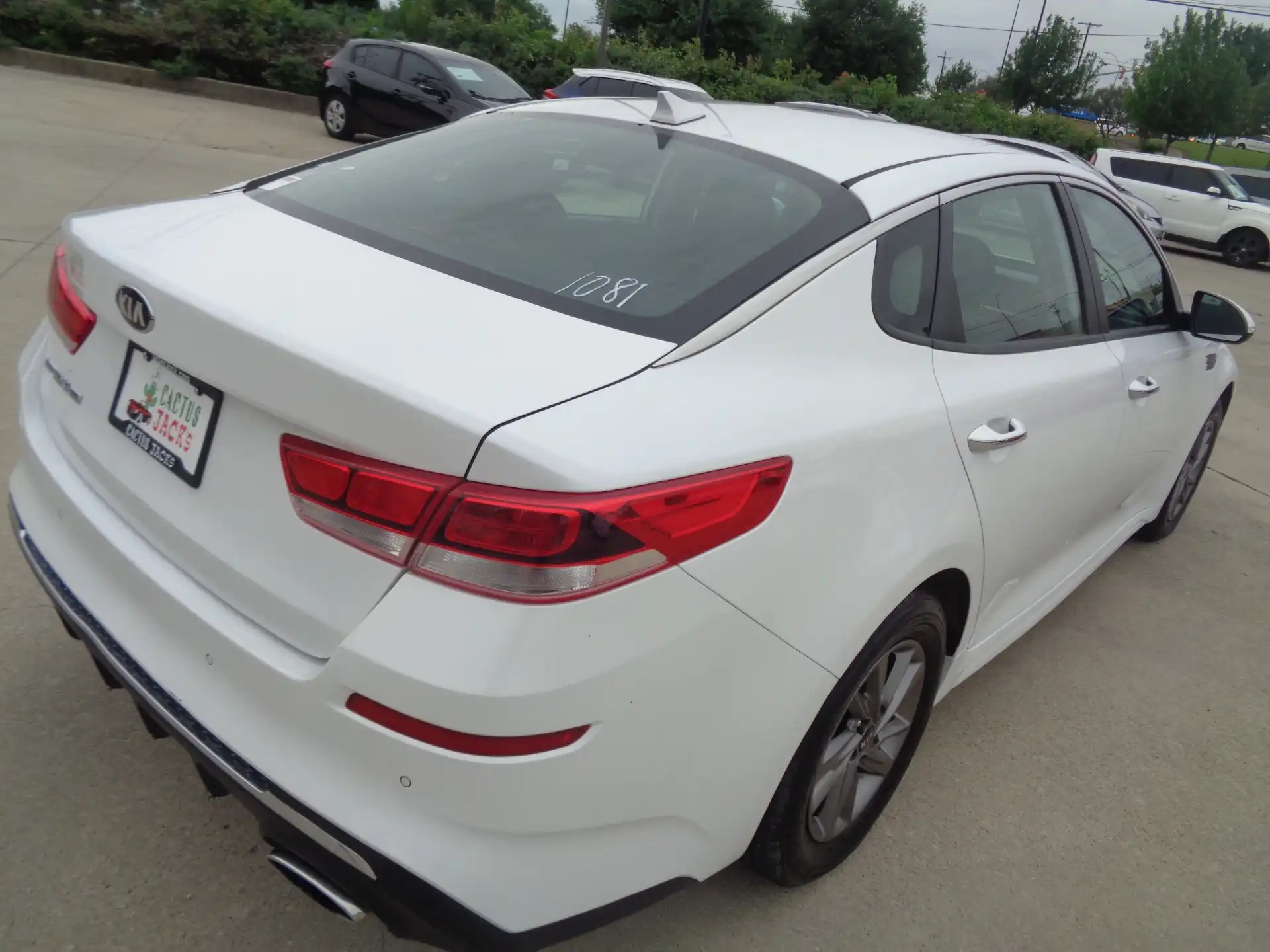 2020 Kia Optima LX AT's photo