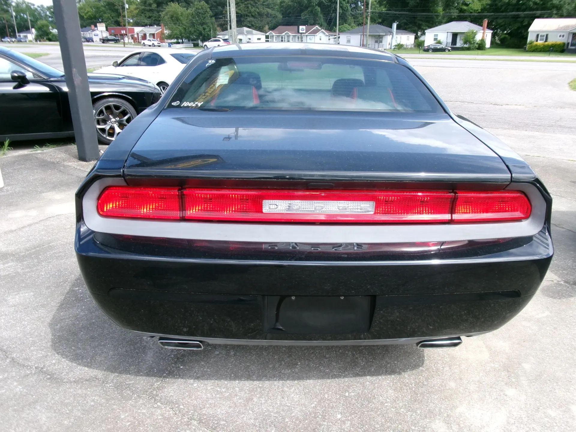 2013 Dodge Challenger SXT photo 4