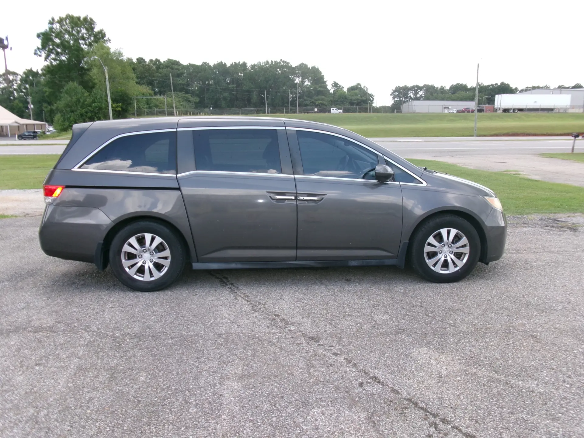 2014 Honda Odyssey EX-L photo 5