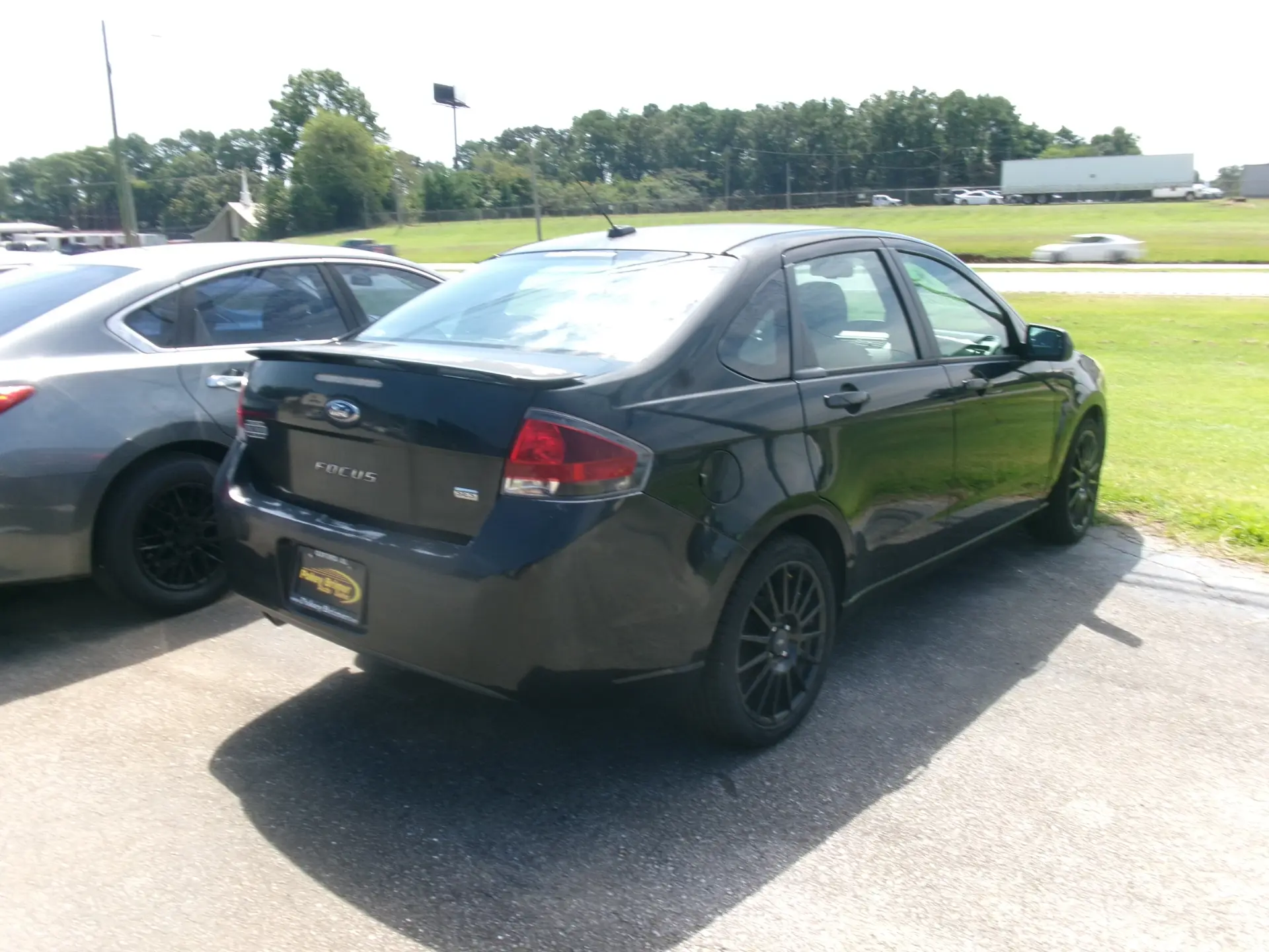 2011 Ford Focus SES photo 5