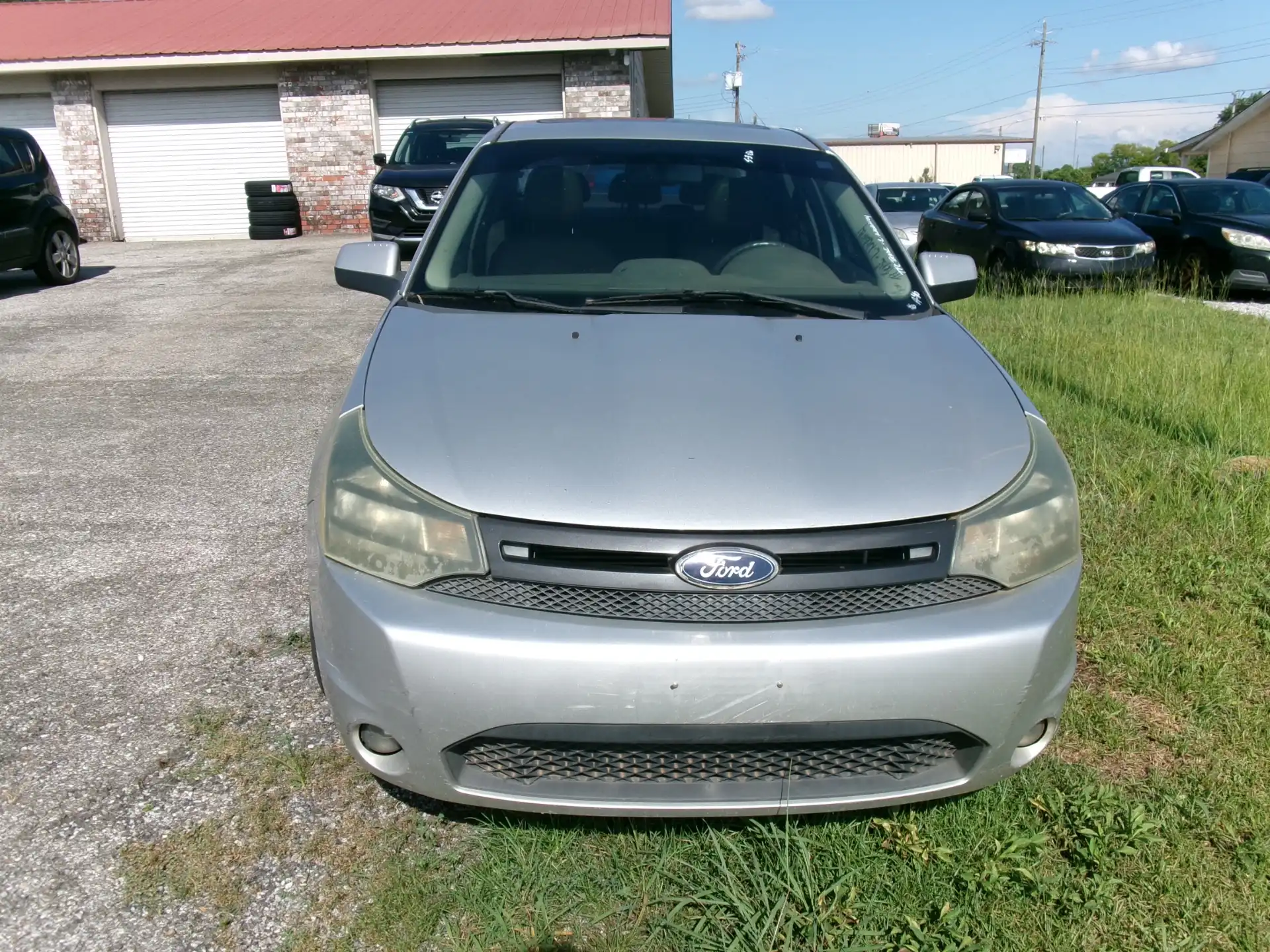 2011 Ford Focus SES's photo