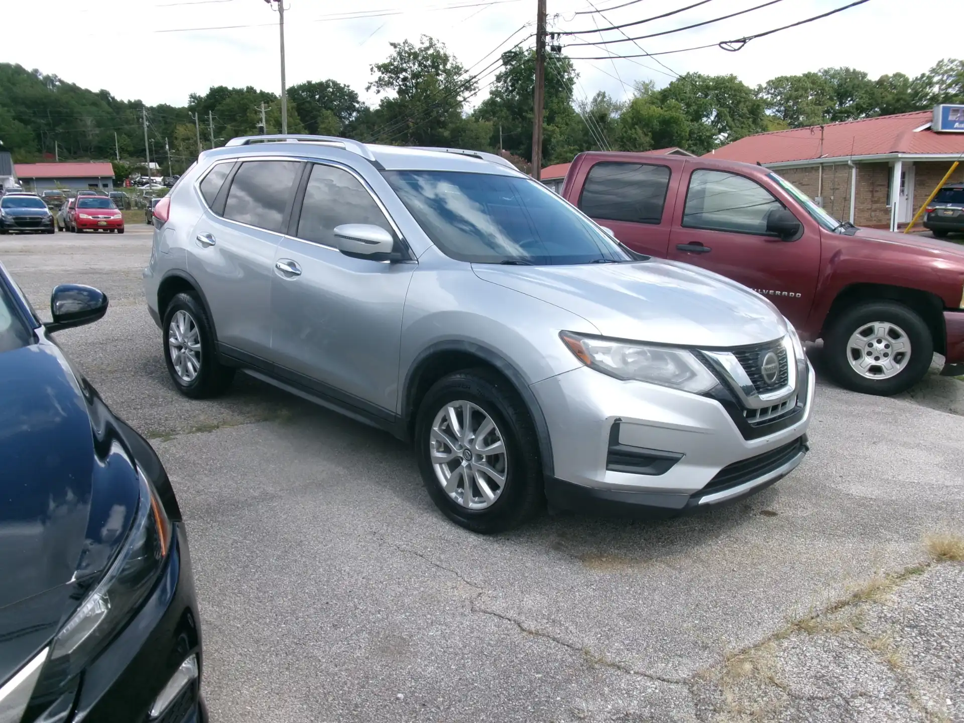2018 Nissan Rogue SV FWD's photo