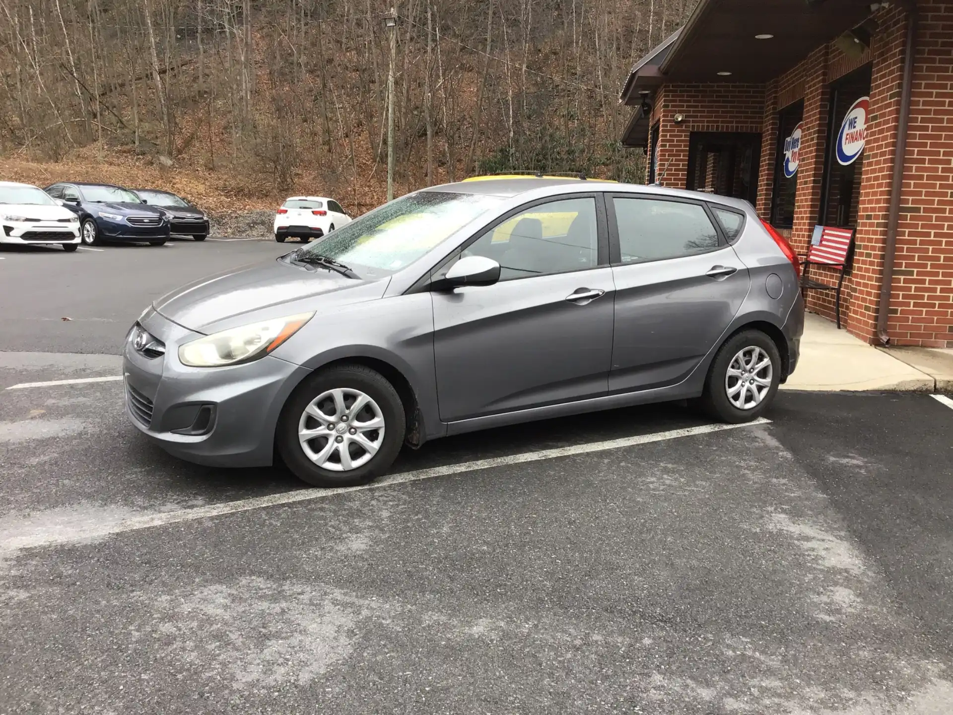 2014 Hyundai Accent GS 5-Door 6-Speed Automatic's photo
