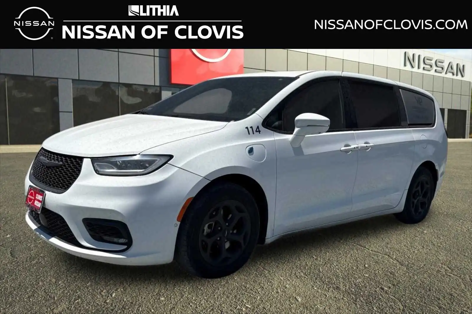 2022 Chrysler Pacifica Hybrid Limited Hybrid's photo
