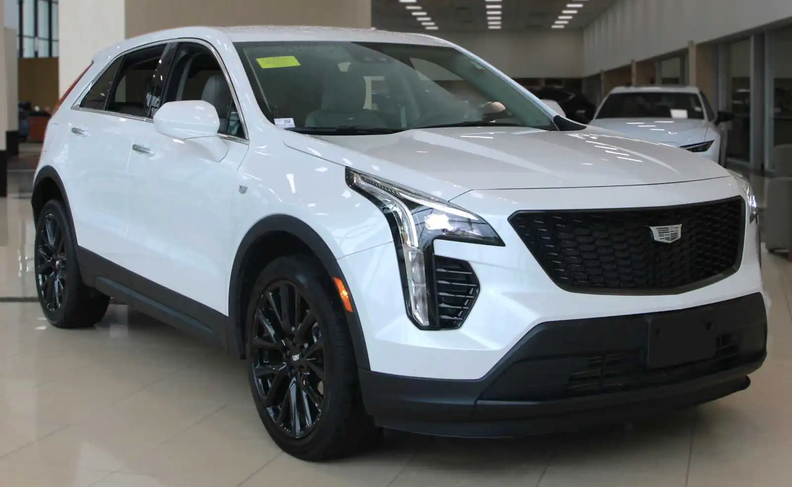 2023 Cadillac XT4 Luxury AWD's photo