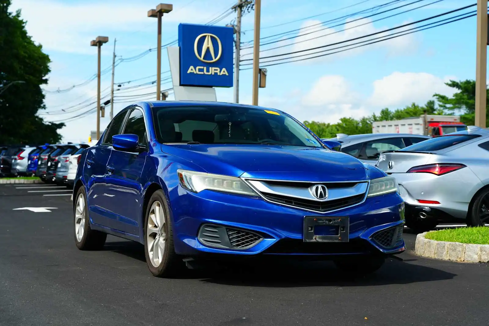 2016 Acura ILX Premium's photo