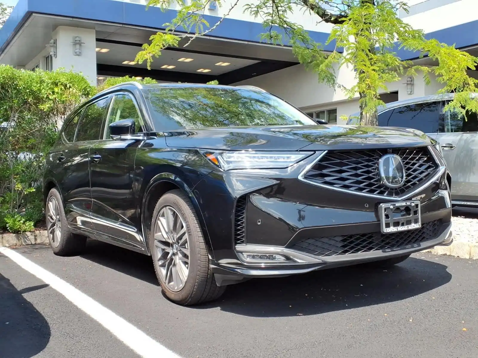 2026 Acura MDX SH-AWD w/Advance Package's photo