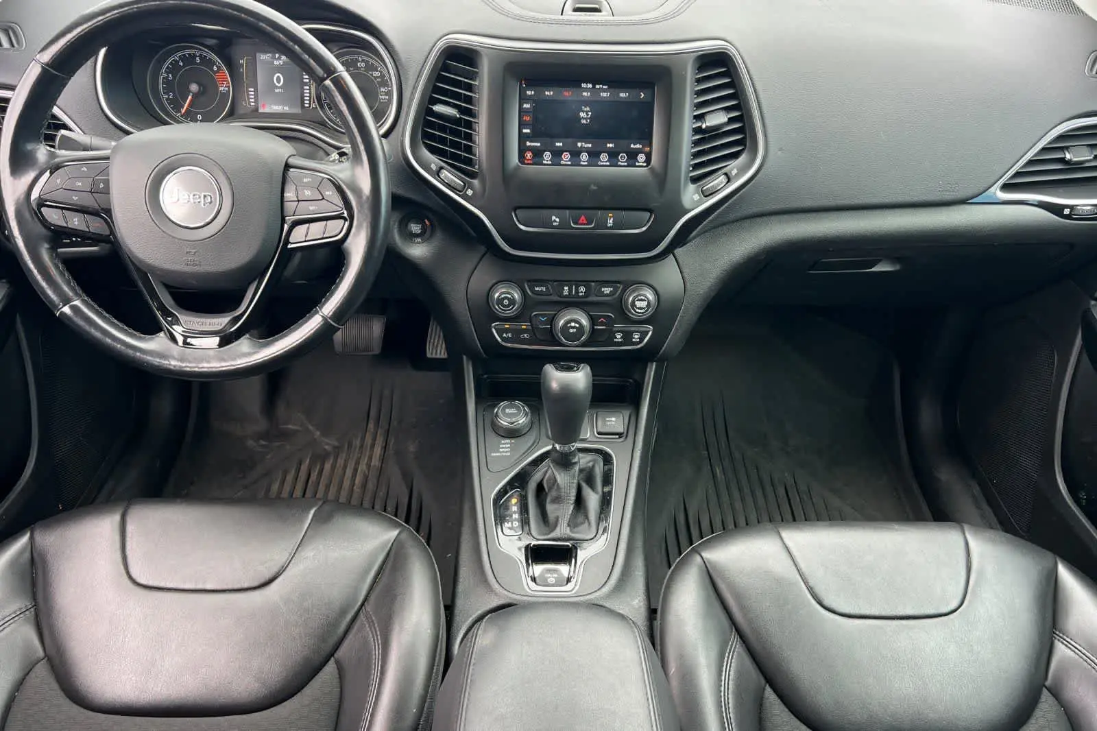 2021 Jeep Cherokee Altitude 4X4 photo 4