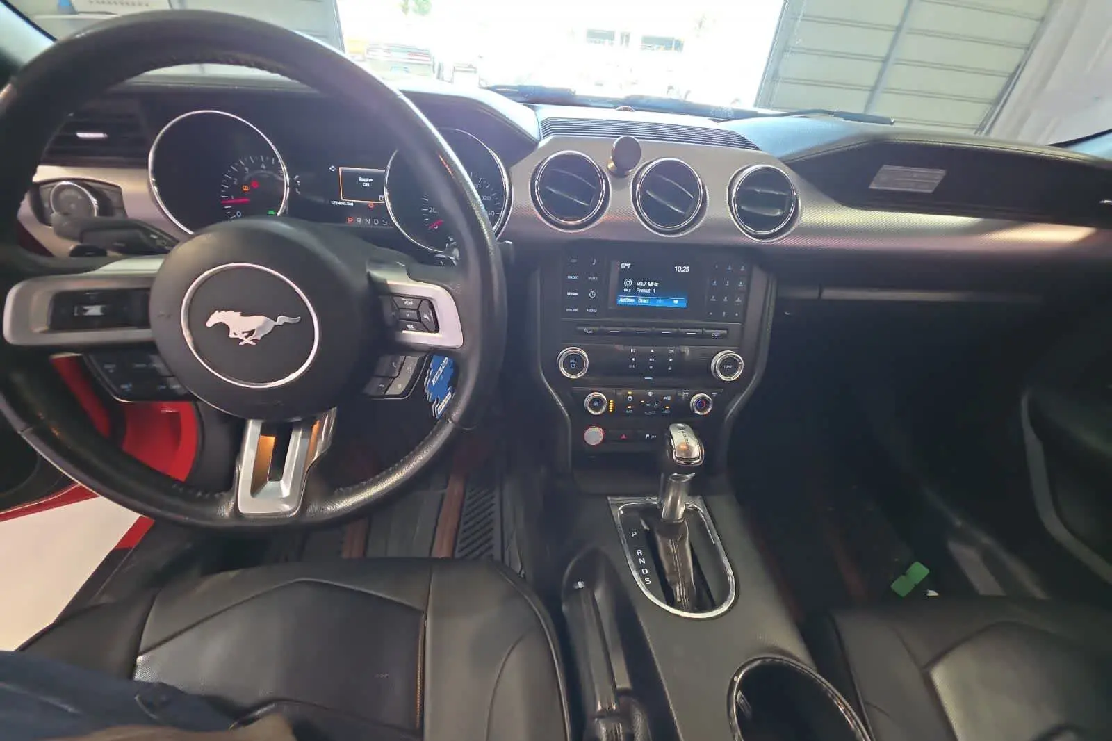 2016 Ford Mustang EcoBoost Coupe photo 4