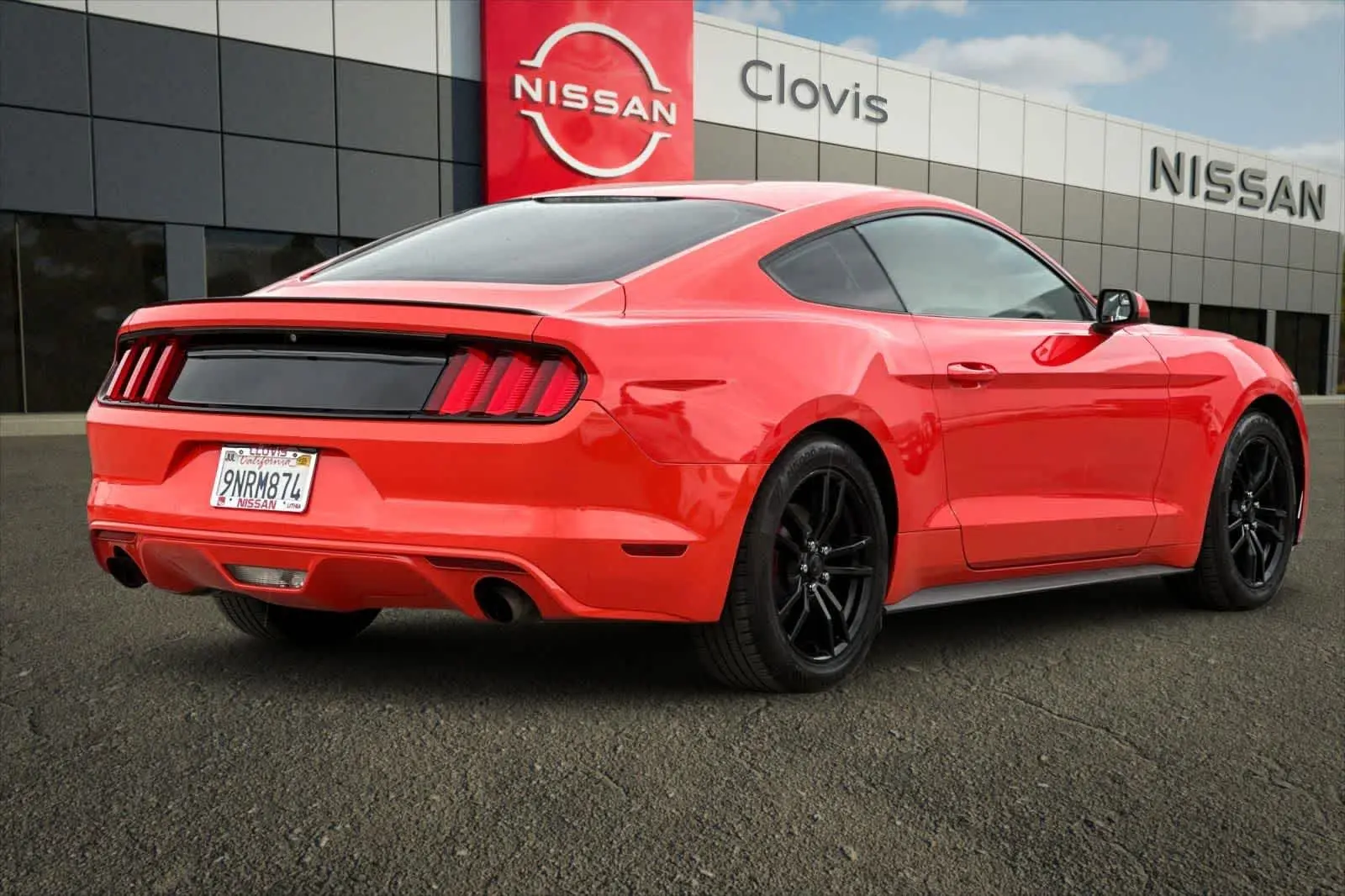 2016 Ford Mustang EcoBoost Coupe photo 3