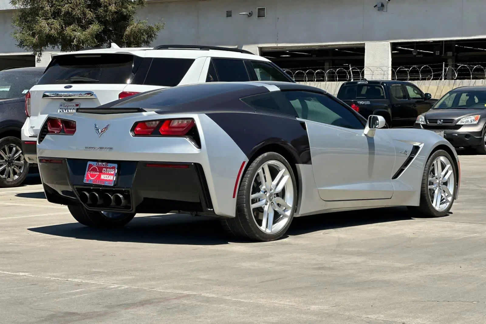 2018 Chevrolet Corvette Stingray Coupe 1LT photo 3