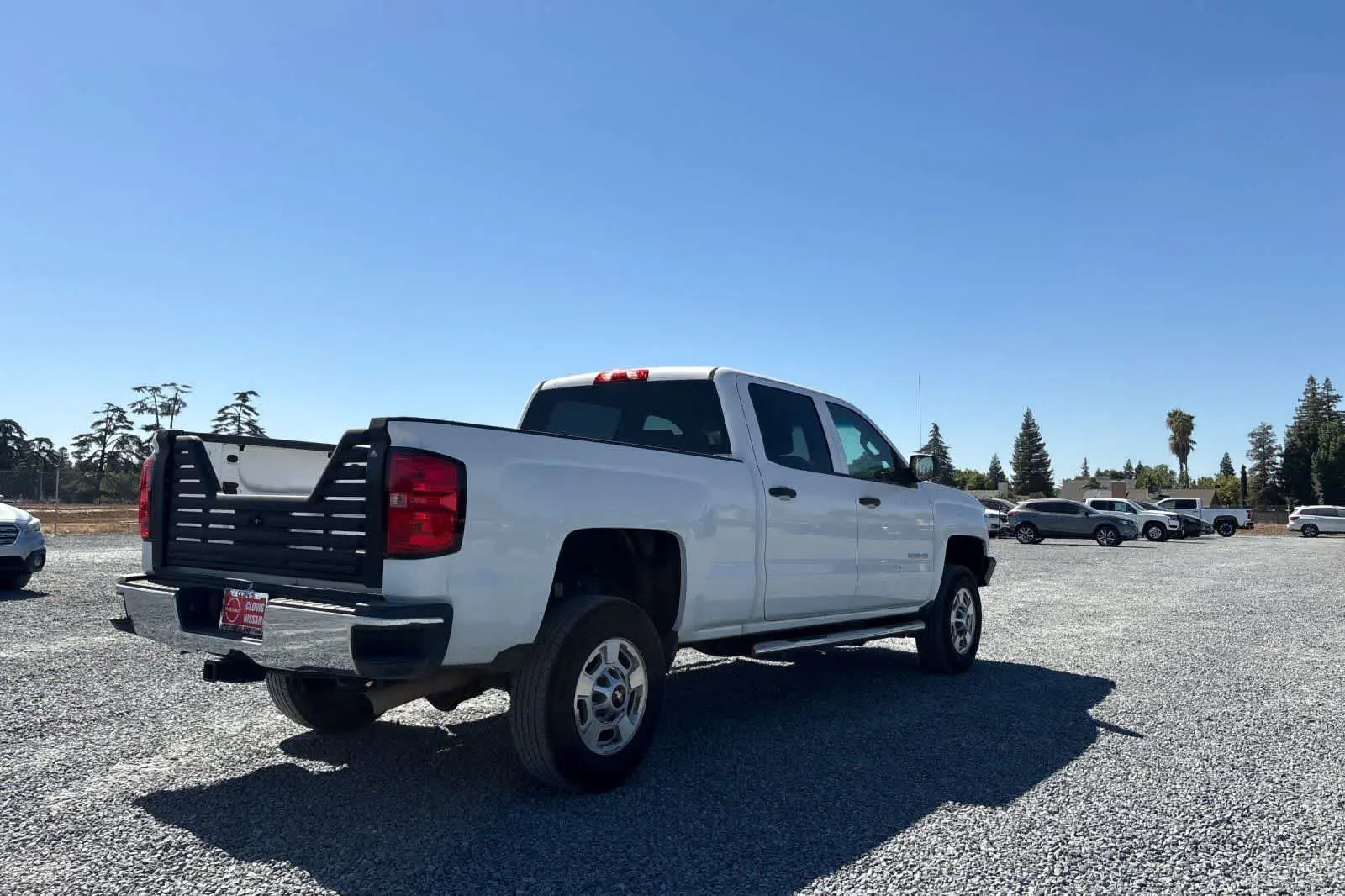 2015 Chevrolet Silverado HD 1LT Crew Cab Standard Box photo 3