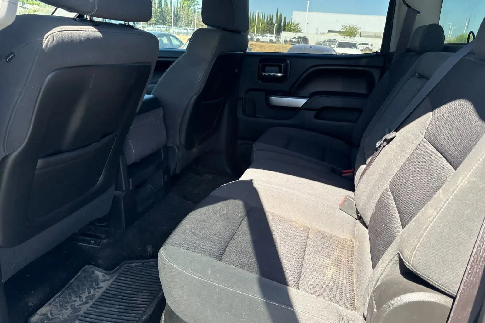 2015 Chevrolet Silverado HD 1LT Crew Cab Standard Box photo 5