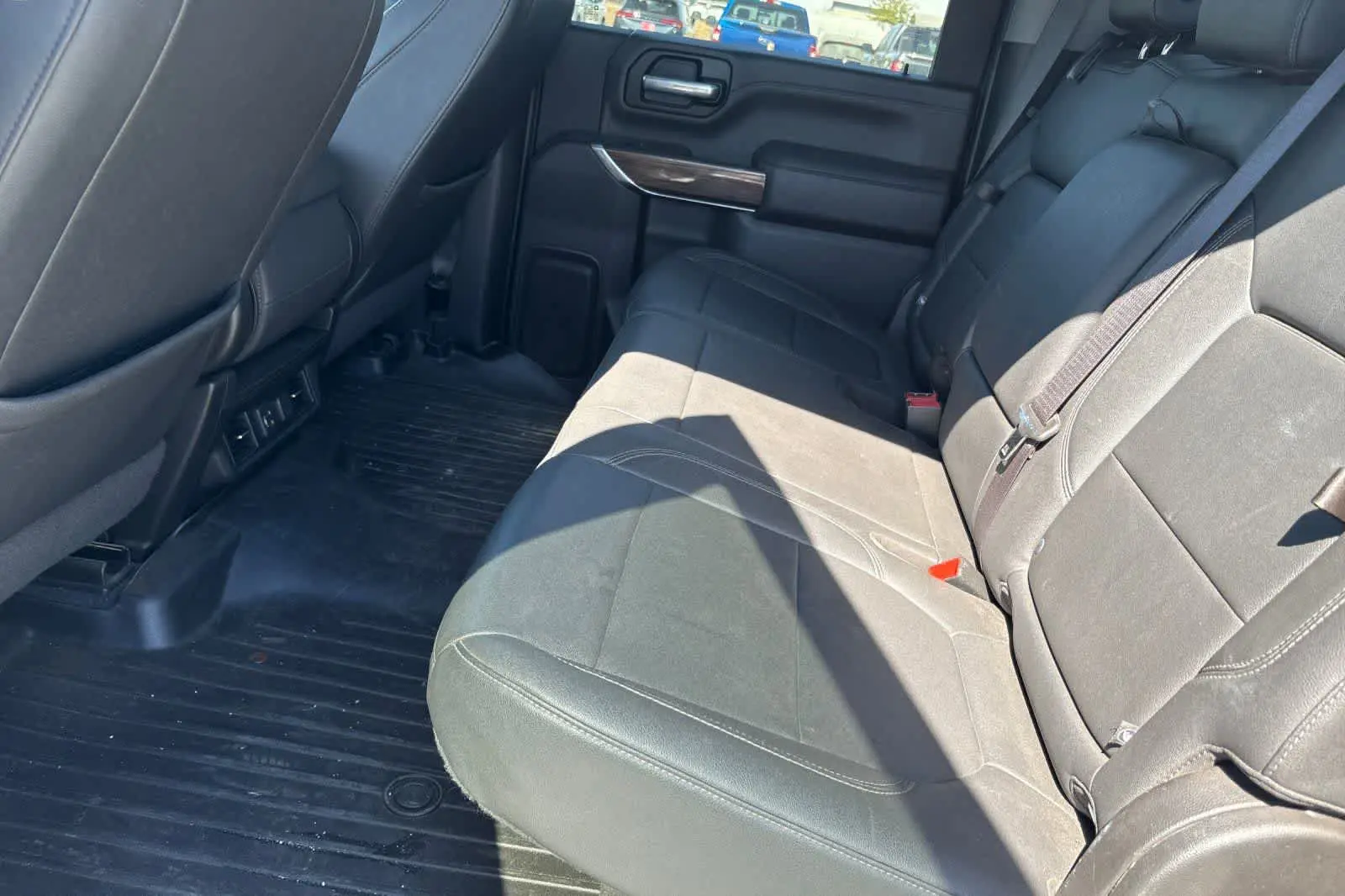 2023 Chevrolet Silverado HD LT 4WD Crew Cab Long Box photo 5