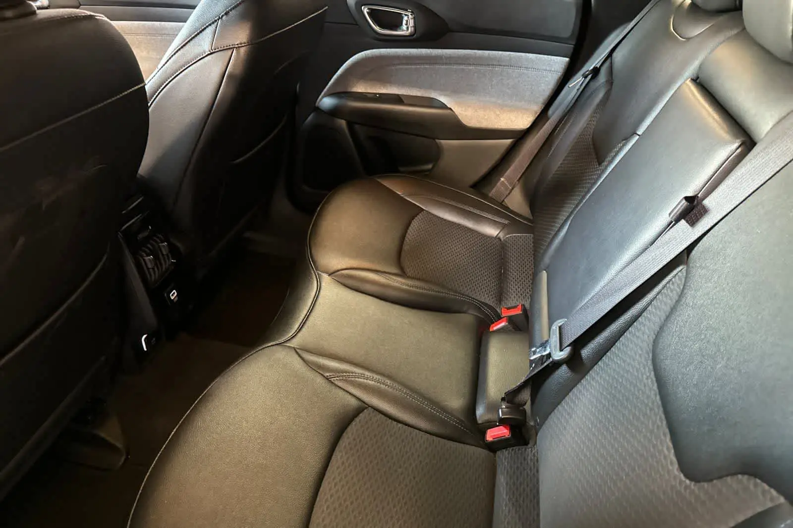 2024 Jeep Compass Latitude 4WD photo 5