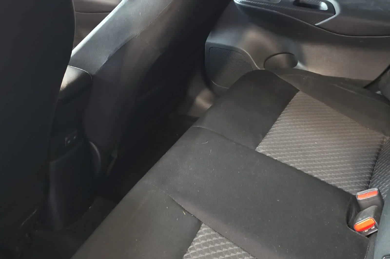 2022 Nissan Versa 1.6 S CVT photo 5