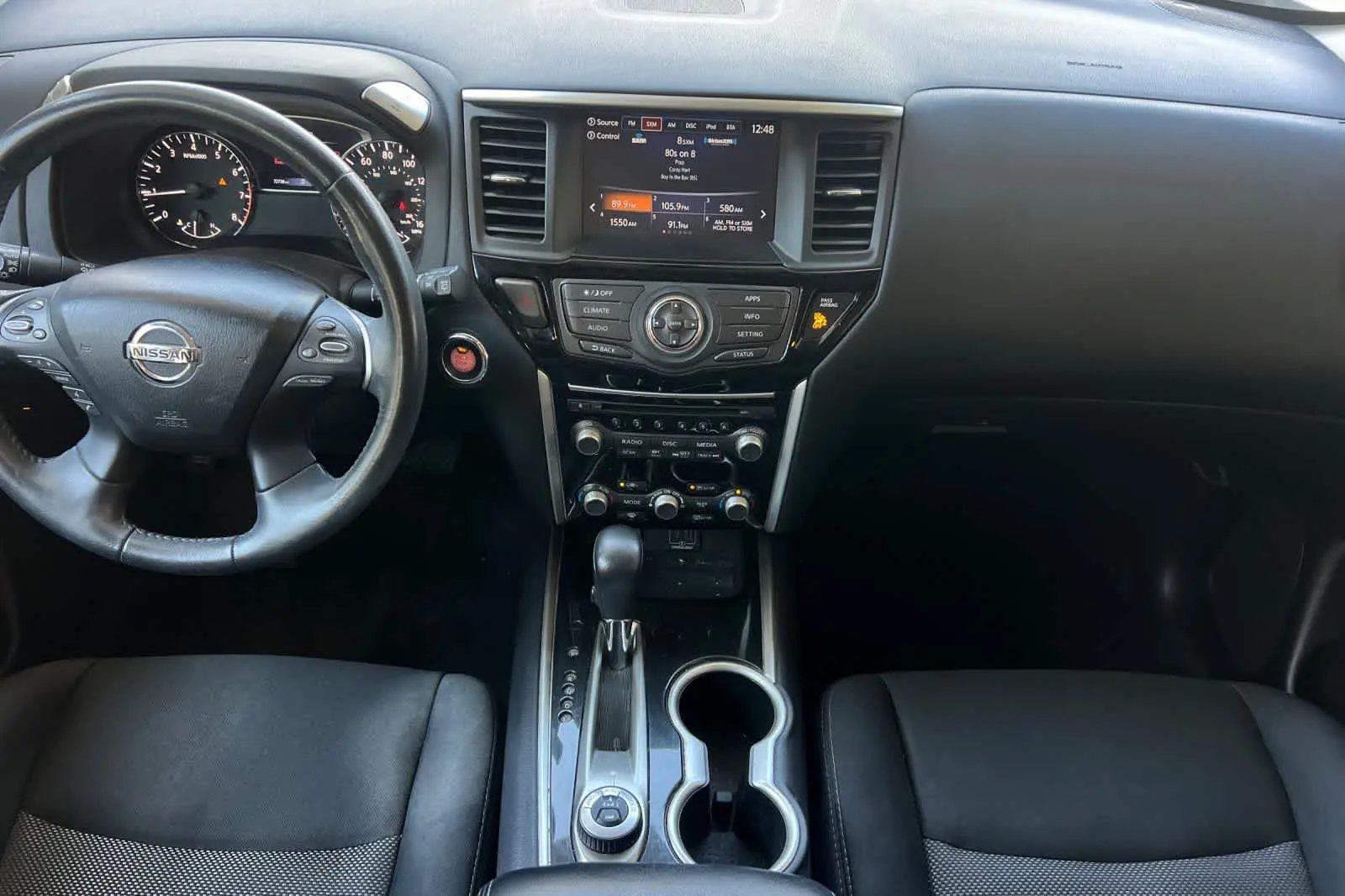 2019 Nissan Pathfinder SV 4WD photo 4