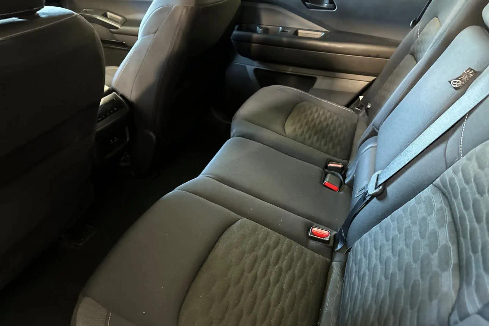 2024 Nissan Pathfinder SV 2WD photo 5
