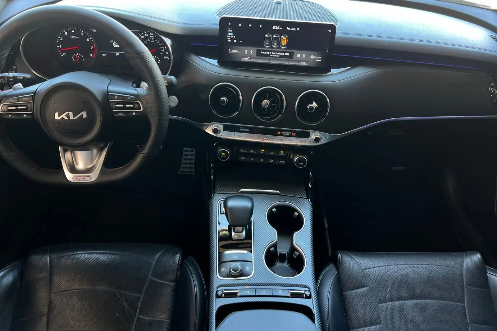 2022 Kia Stinger GT2 photo 4