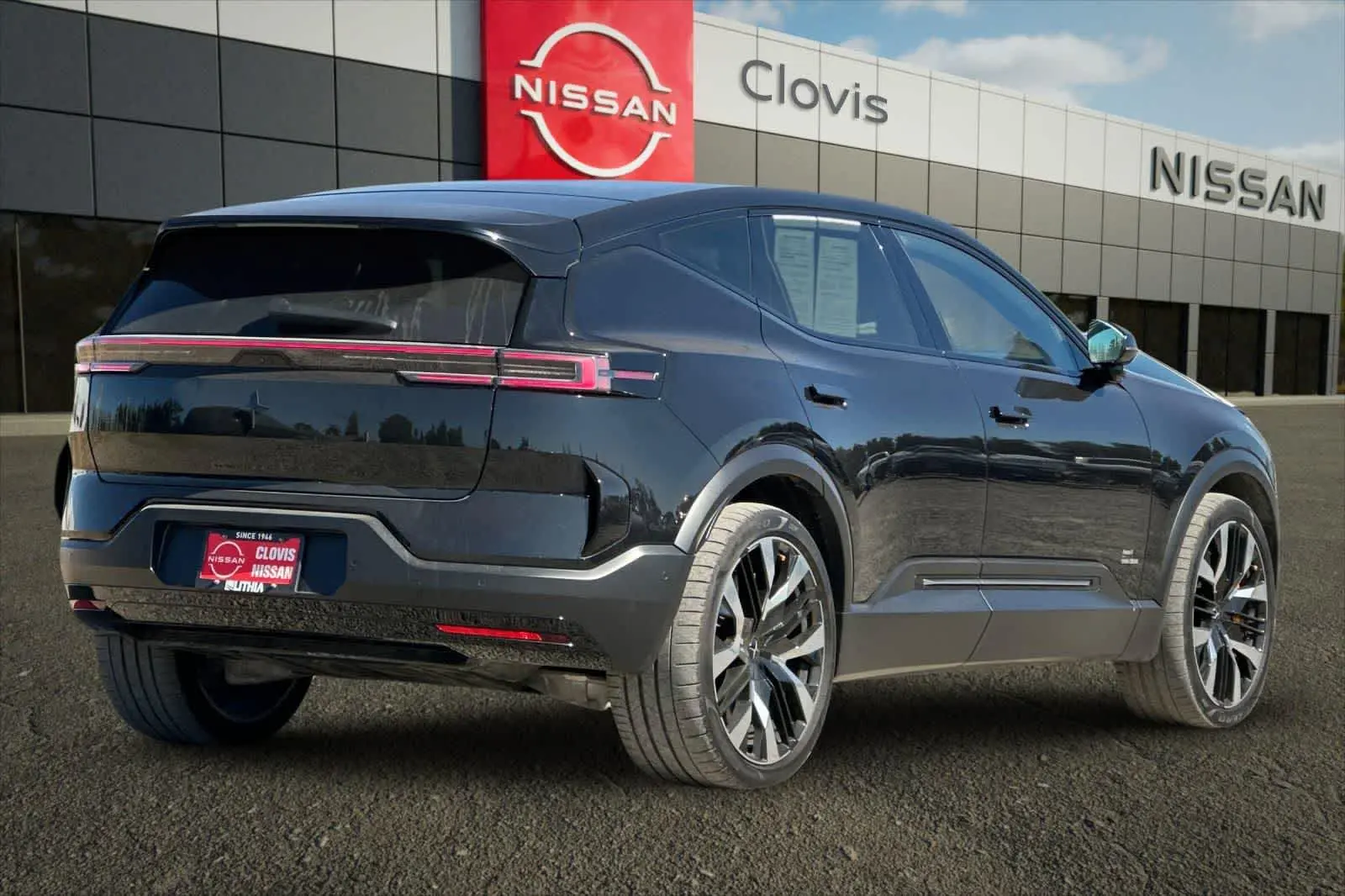 2025 Polestar 3 LRDM Performance Launch Edition photo 3