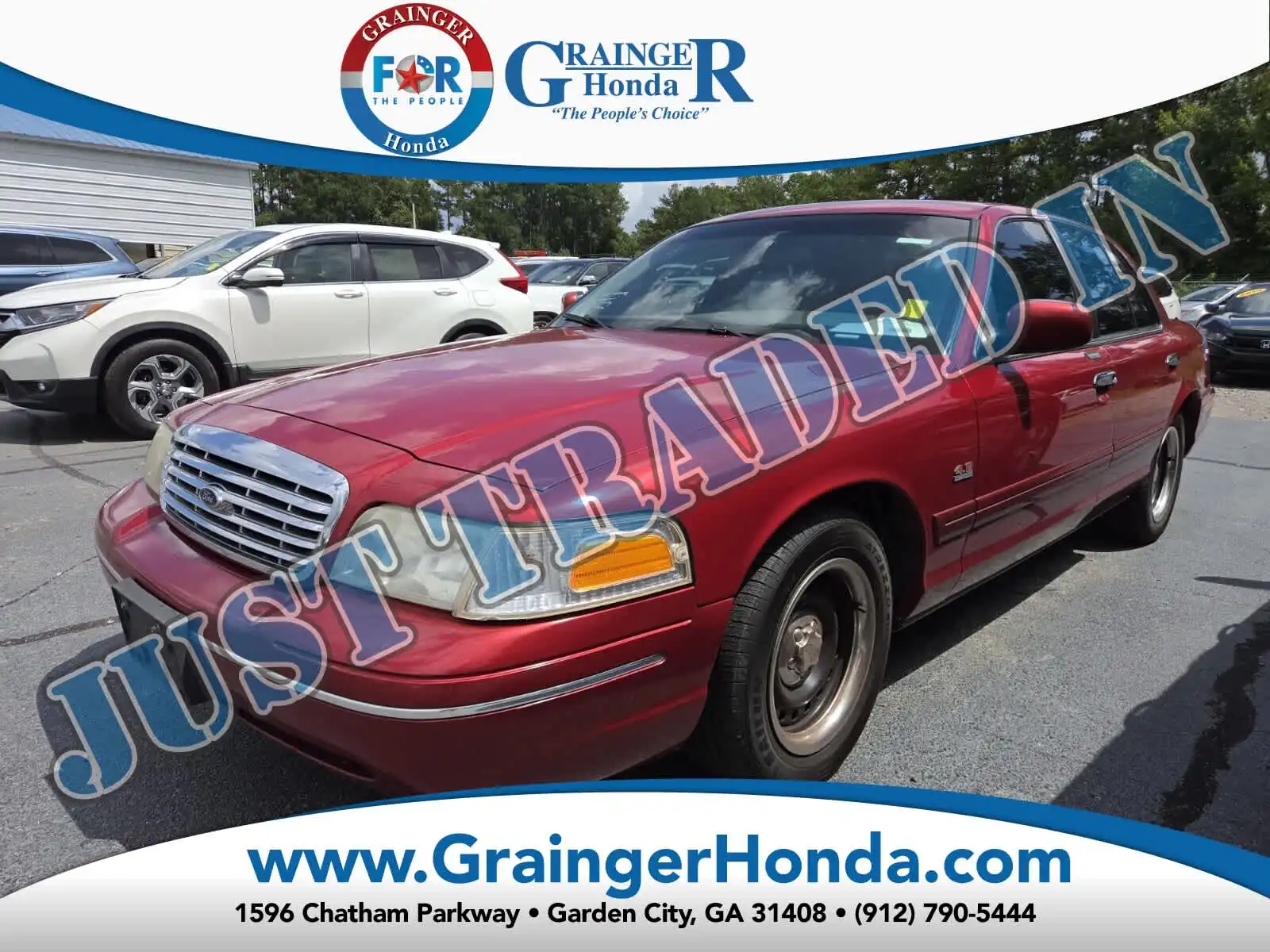 2000 Ford Crown Victoria Base's photo