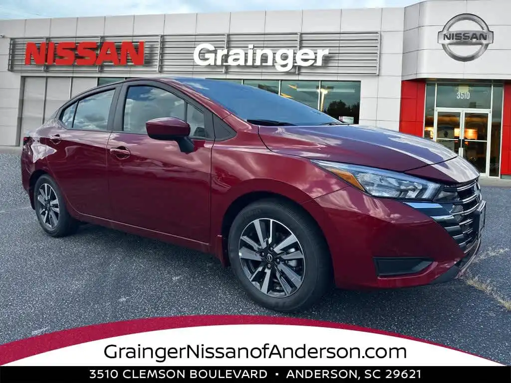 2025 Nissan Versa 1.6 SV CVT's photo