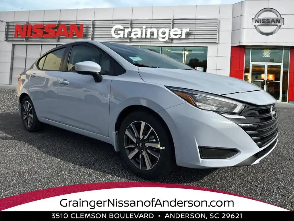 2025 Nissan Versa 1.6 SV CVT's photo
